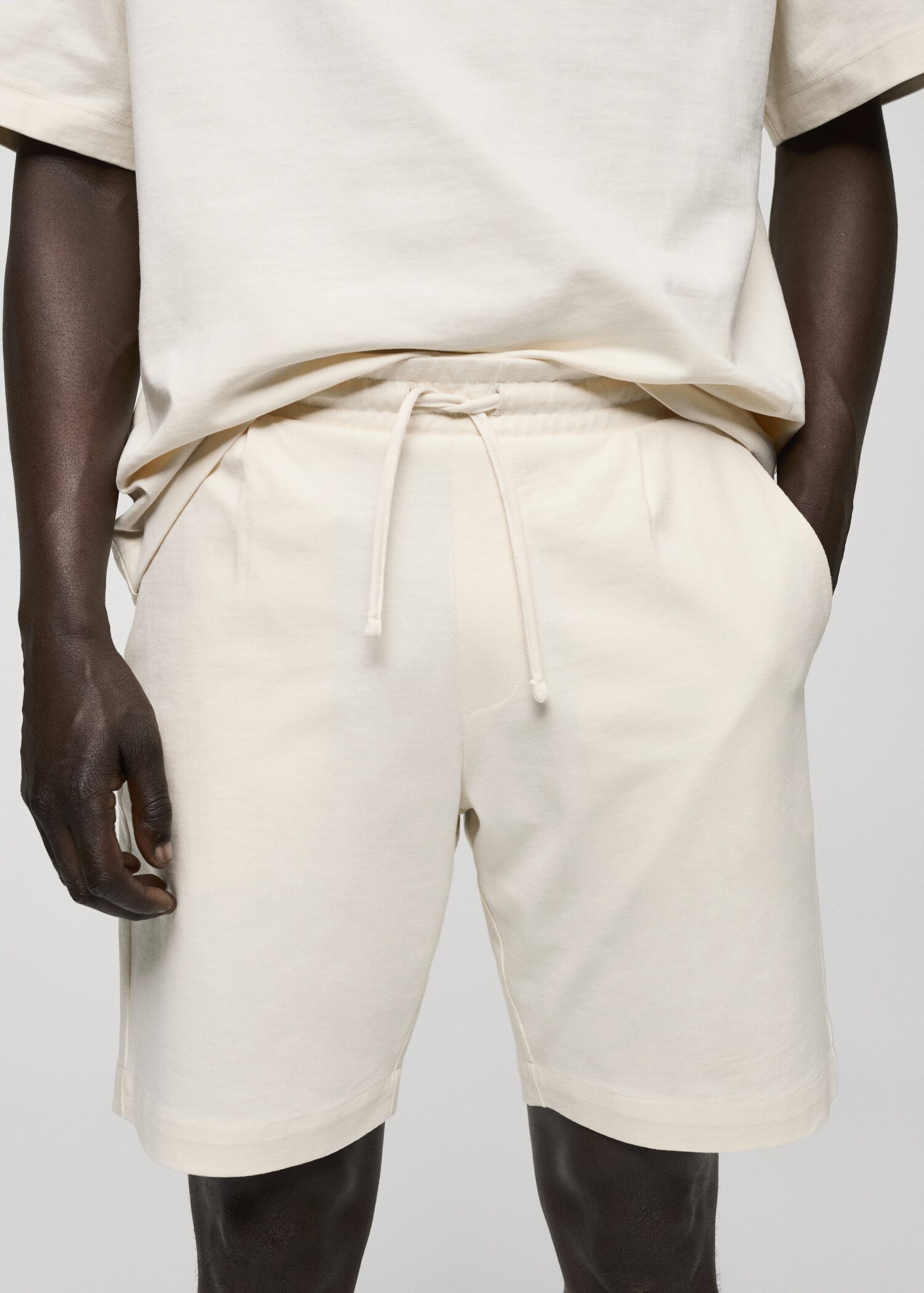 Bermudashorts aus 100 % Baumwolle mit Kordel - Detail des Artikels 1