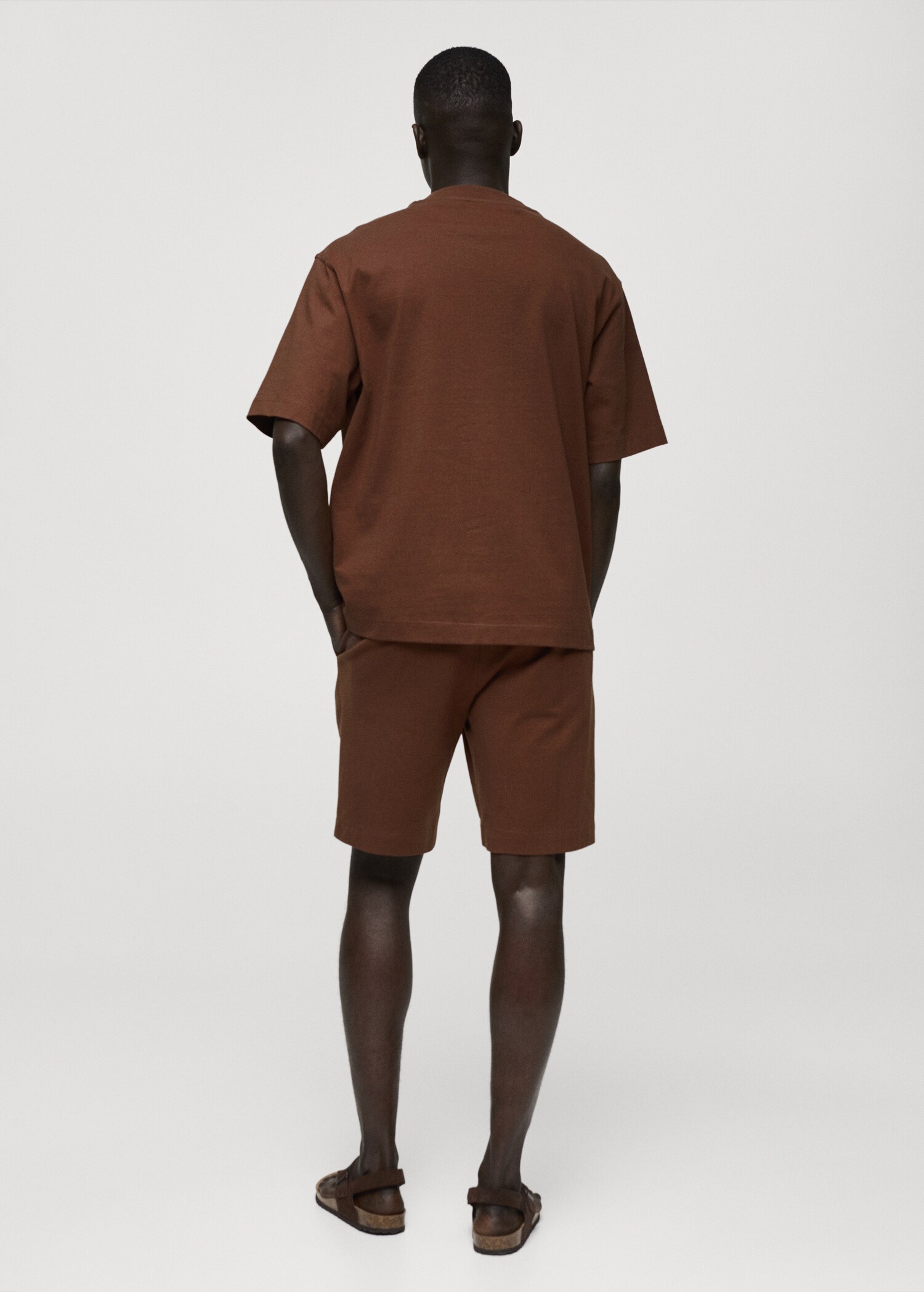 Bermudashorts aus 100 % Baumwolle mit Kordel - Rückseite des Artikels