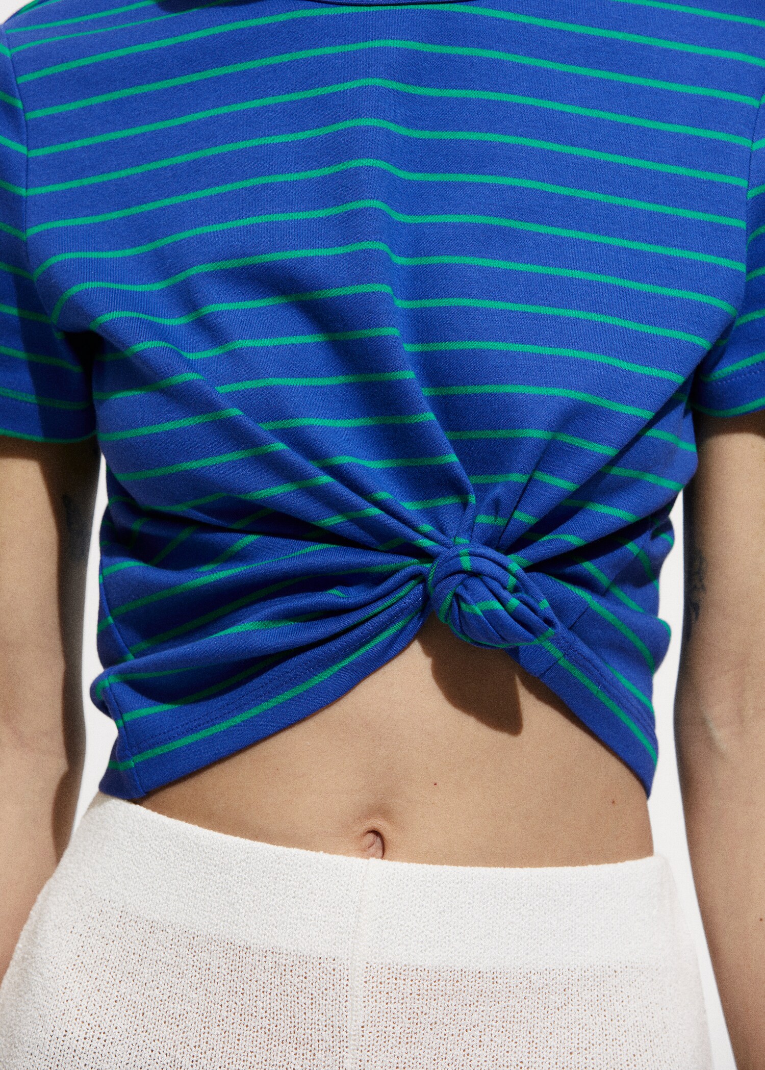 Printed striped T-shirt - Details of the article 6