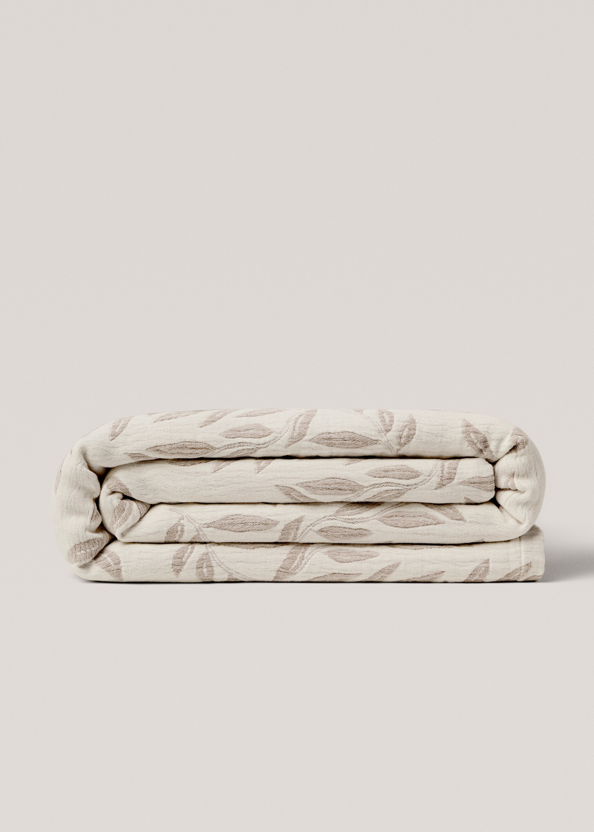 100% cotton floral-print quilt - Article without model, Beige. Ref: 77090619-00.