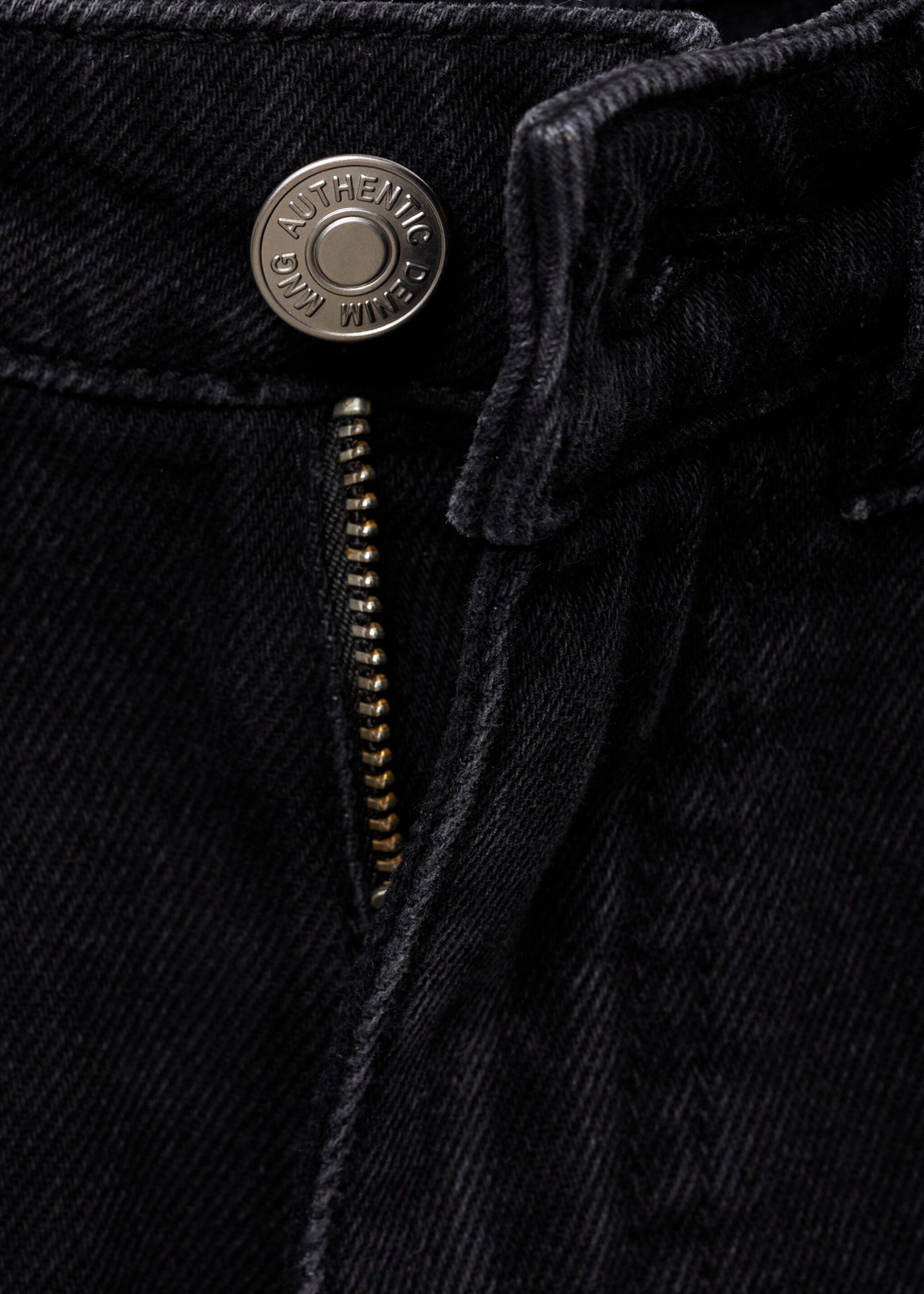 Σορτς denim ξεφτισμένο στρίφωμα - Λεπτομέρεια του προϊόντος 8
