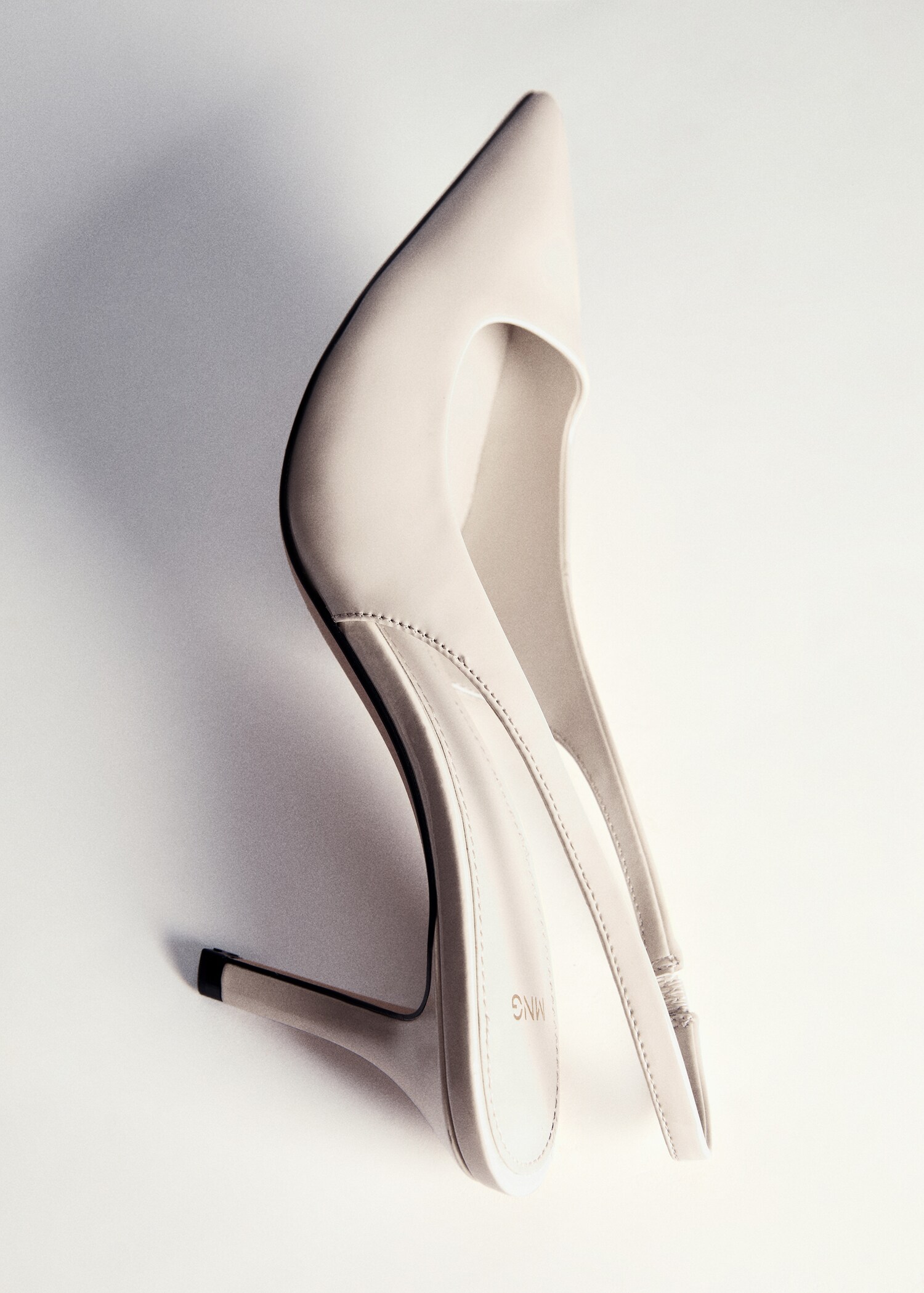 Patent leather-effect heeled shoes - Details of the article 5