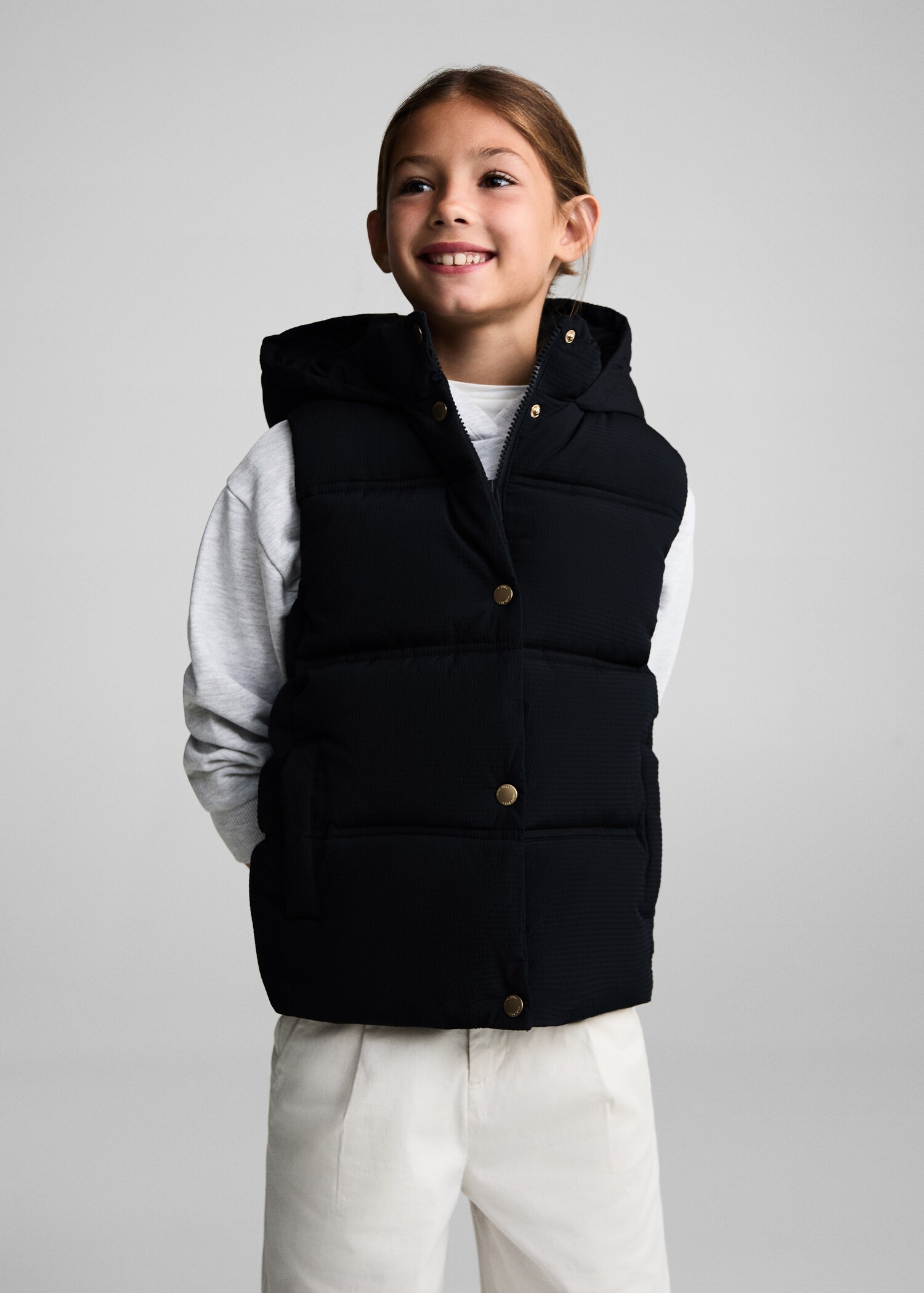Quilted vest with hood - Medium plane