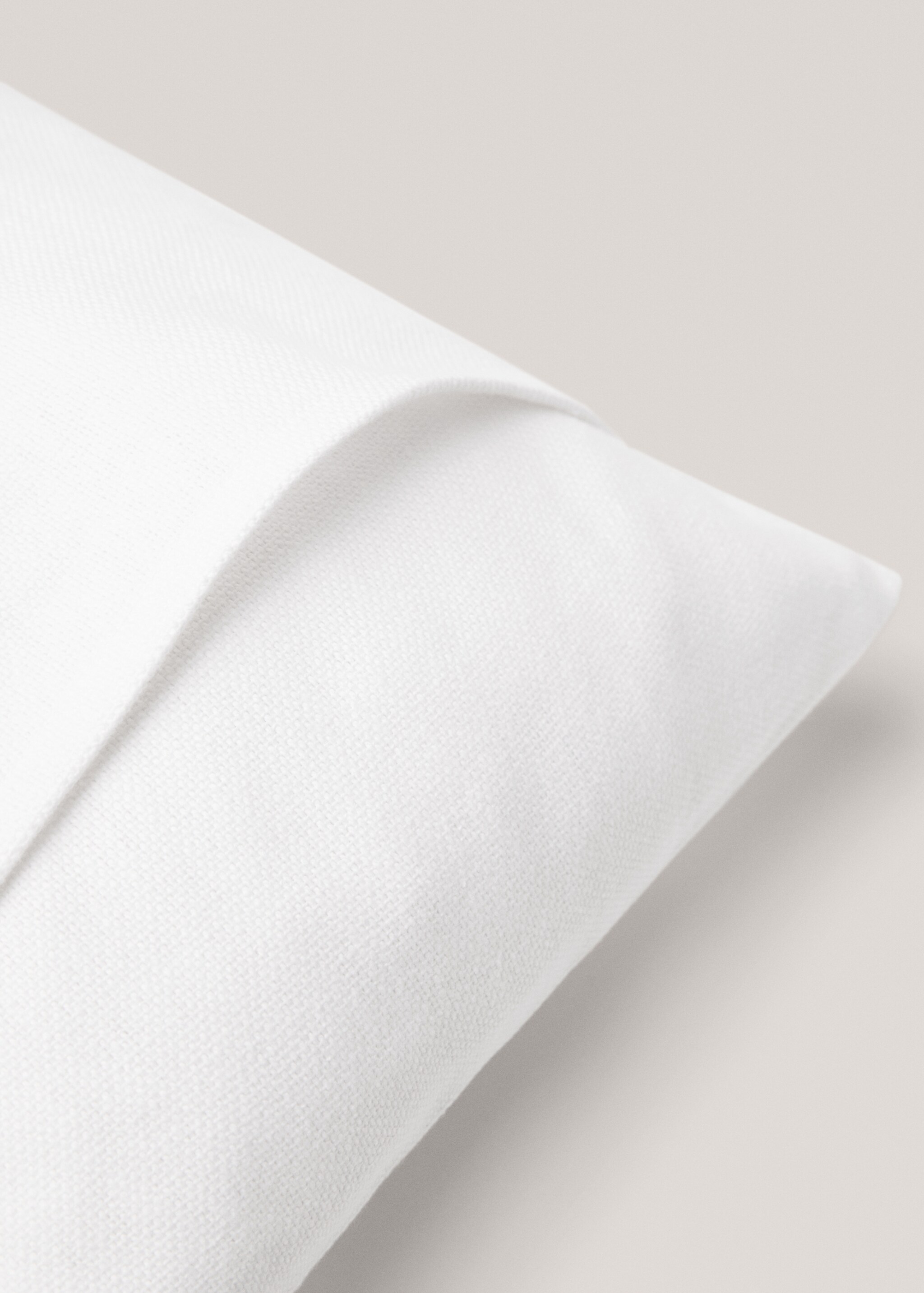 Cotton cushion cover 30x50cm - Details of the article 4, Off White. Ref: 77092543-00.