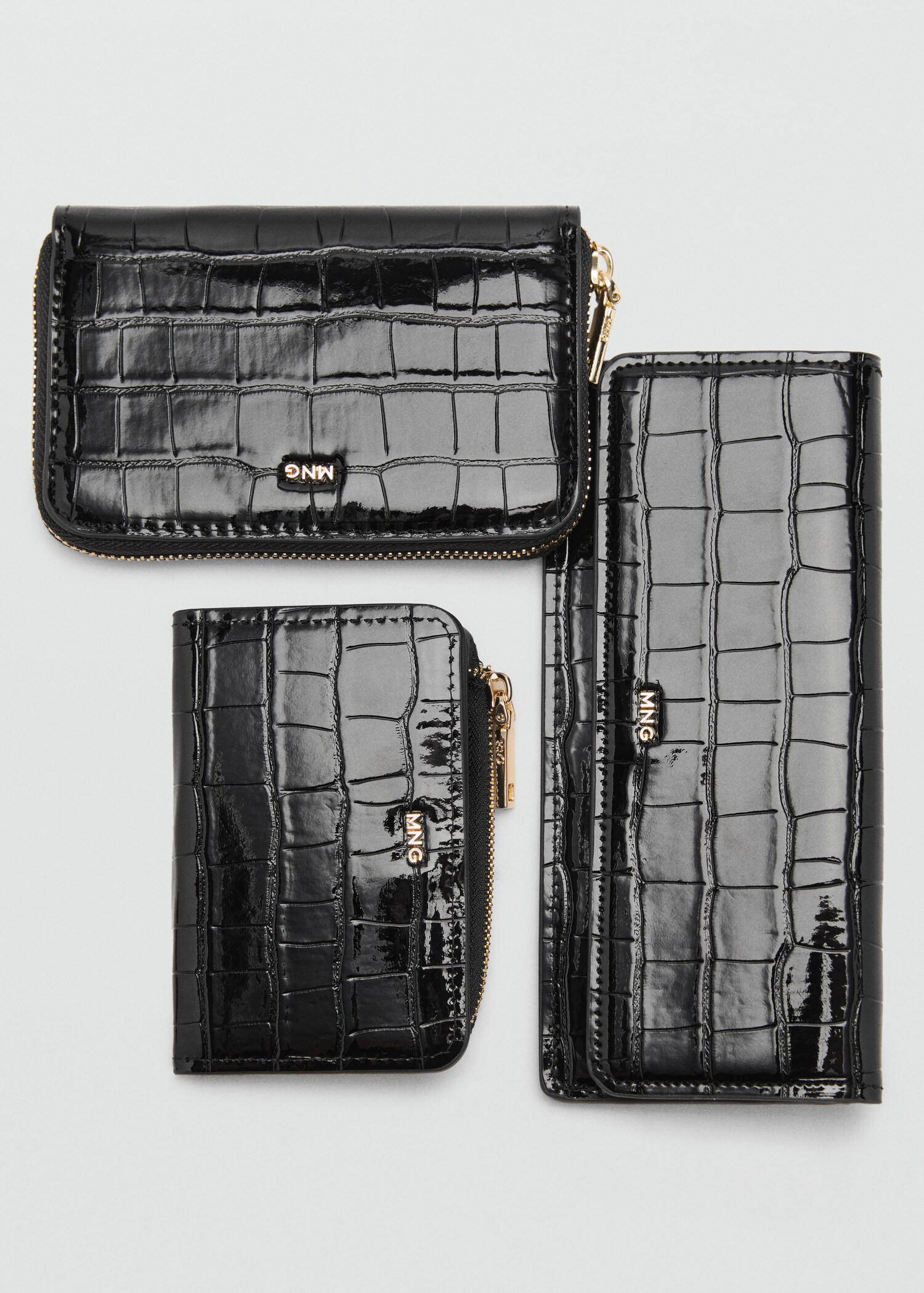 Crocodile-effect purse - Details of the article 2