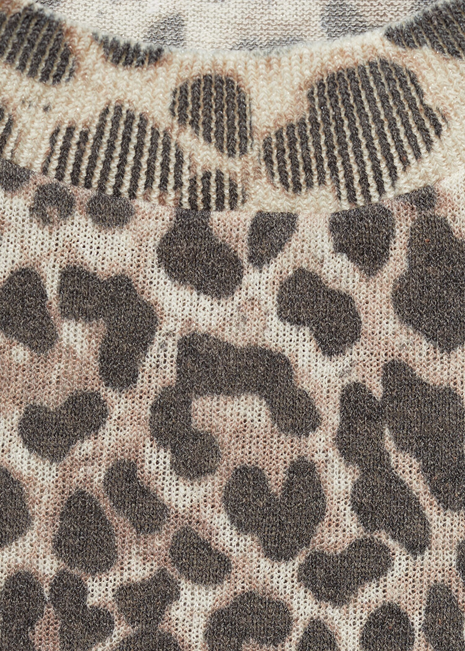 Leopard-print knitted top - Details of the article 8