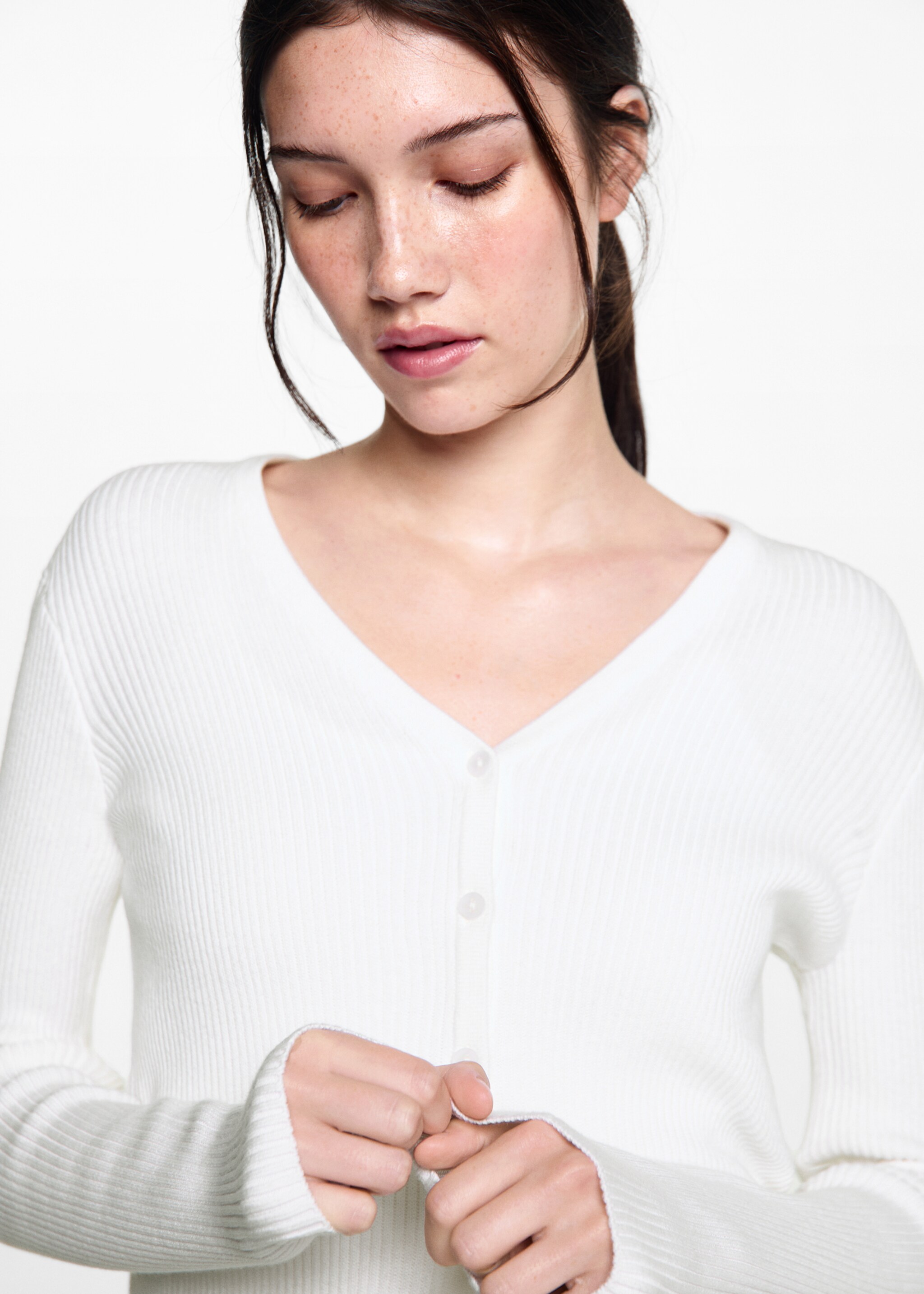 Button knit cardigan - Details of the article 1, Off White. Ref: 77092932-00.