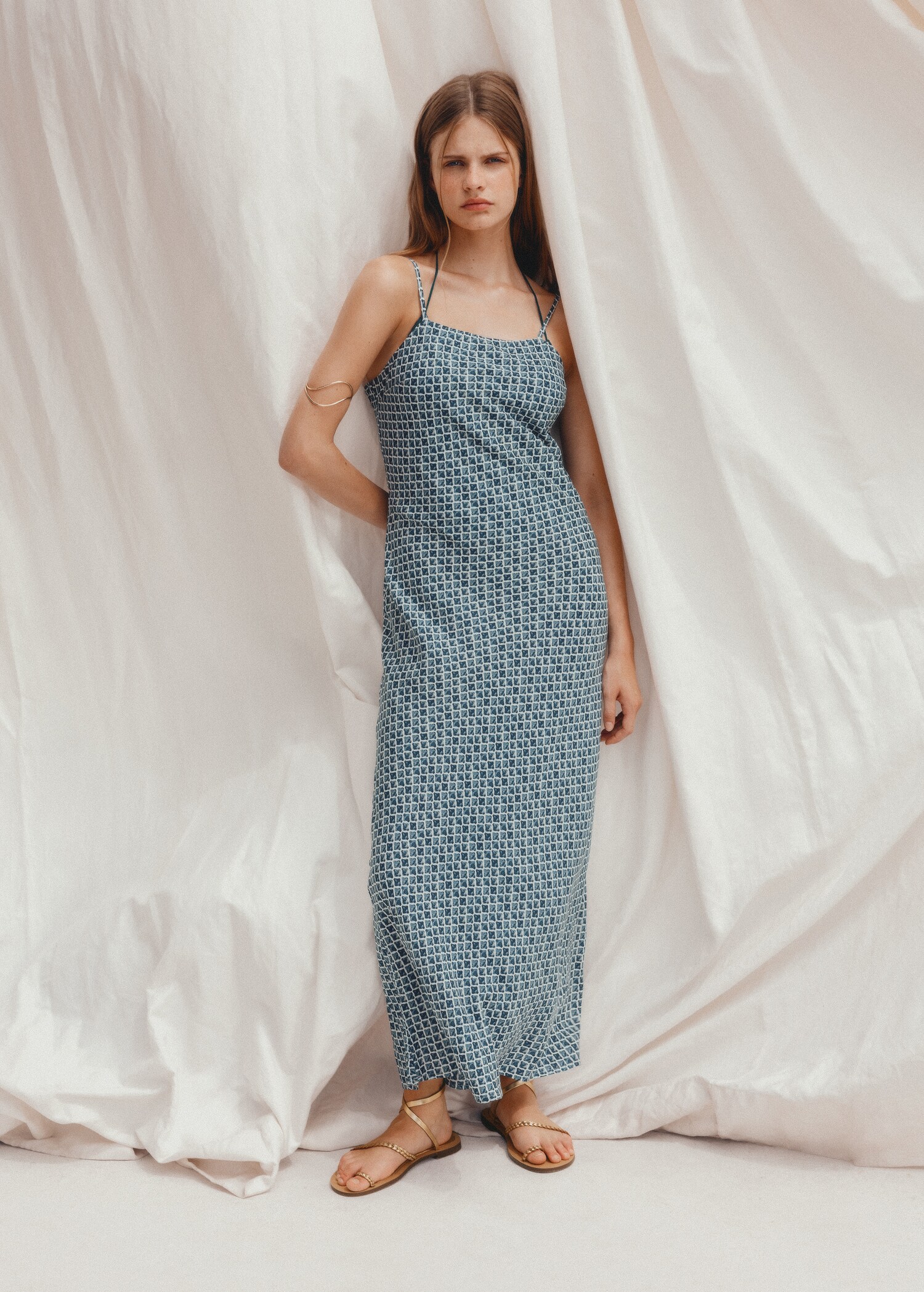 Langes, bedrucktes Kleid - Detail des Artikels 5