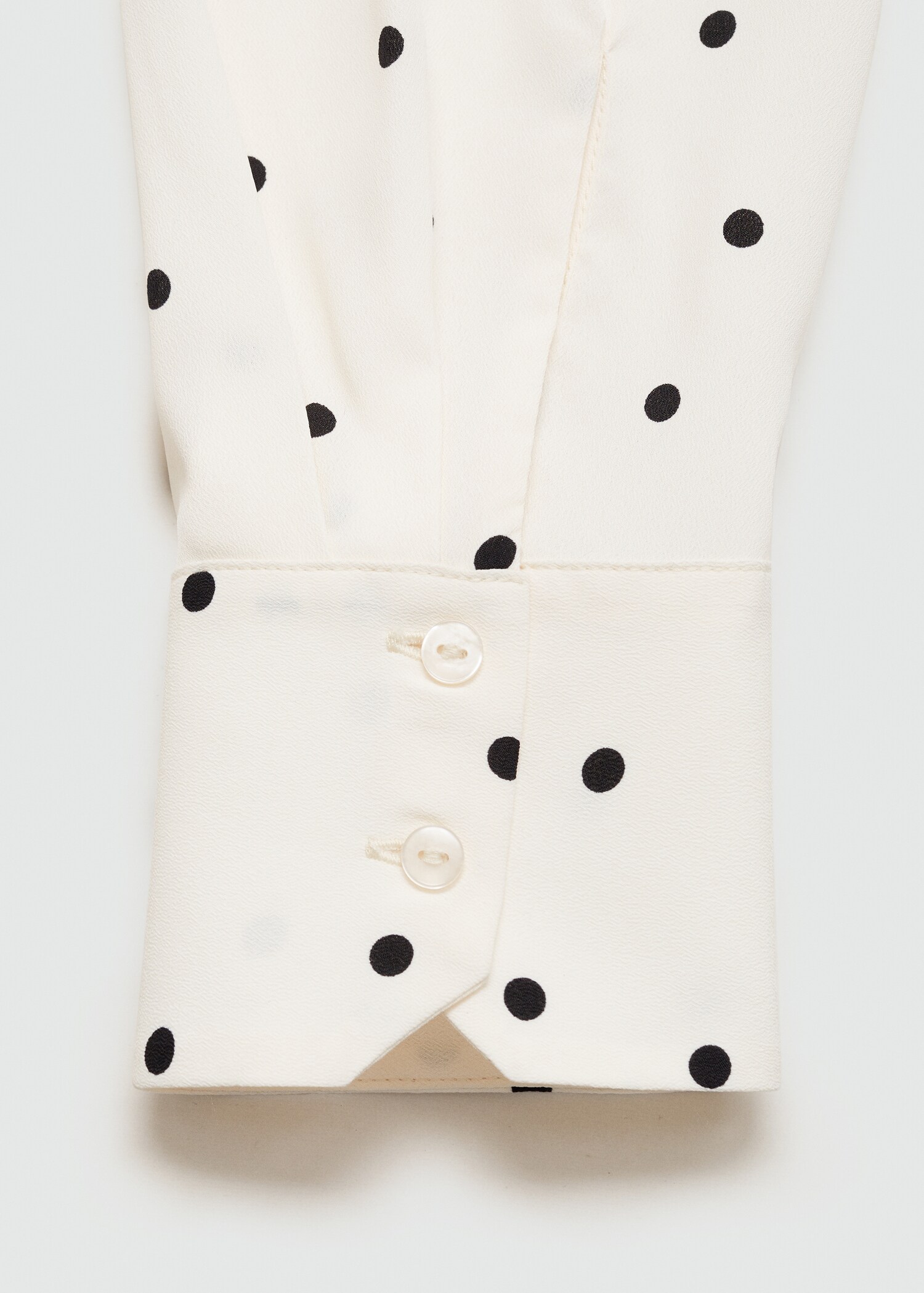 Printed flowy shirt - Details of the article 0