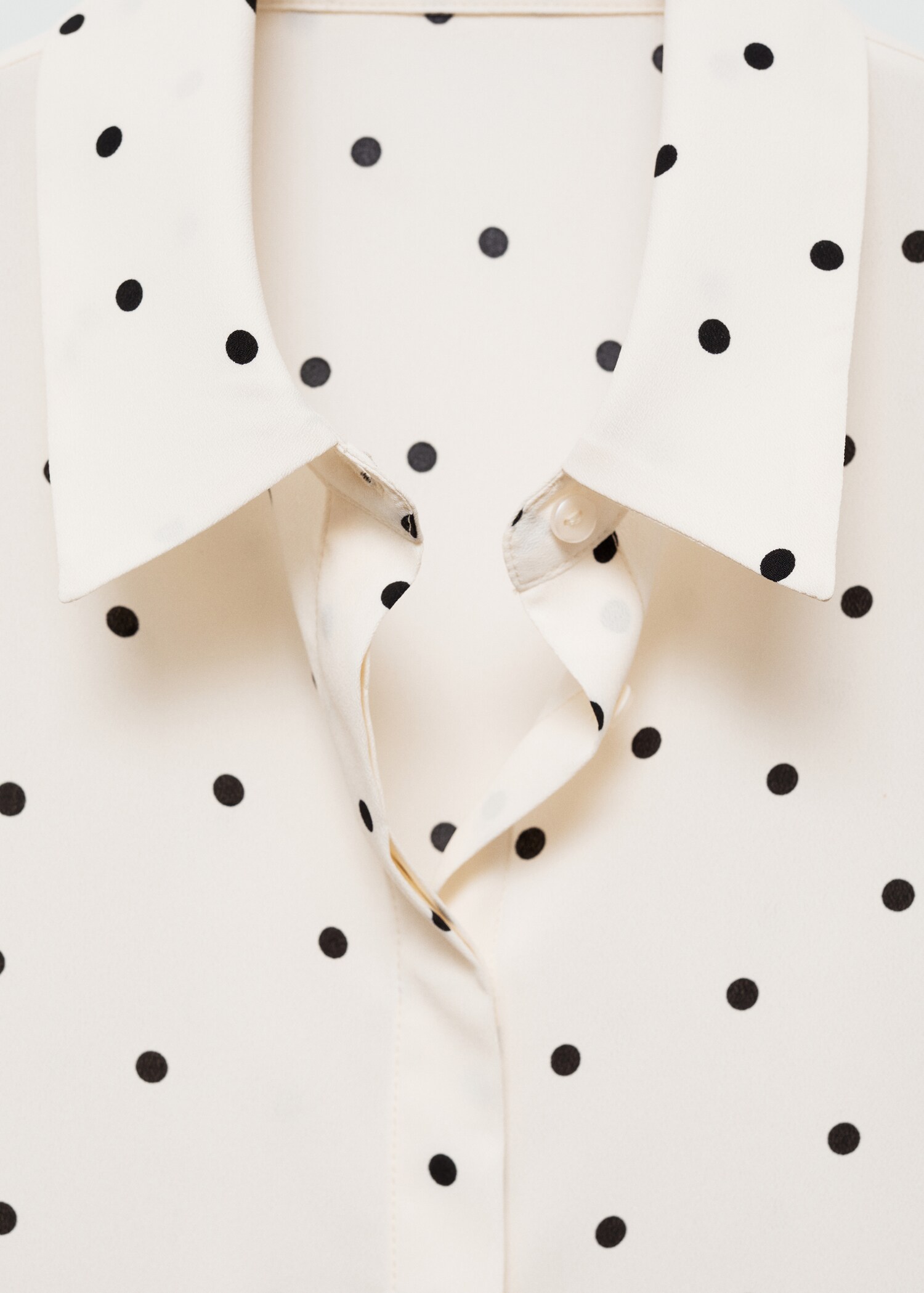 Printed flowy shirt - Details of the article 8