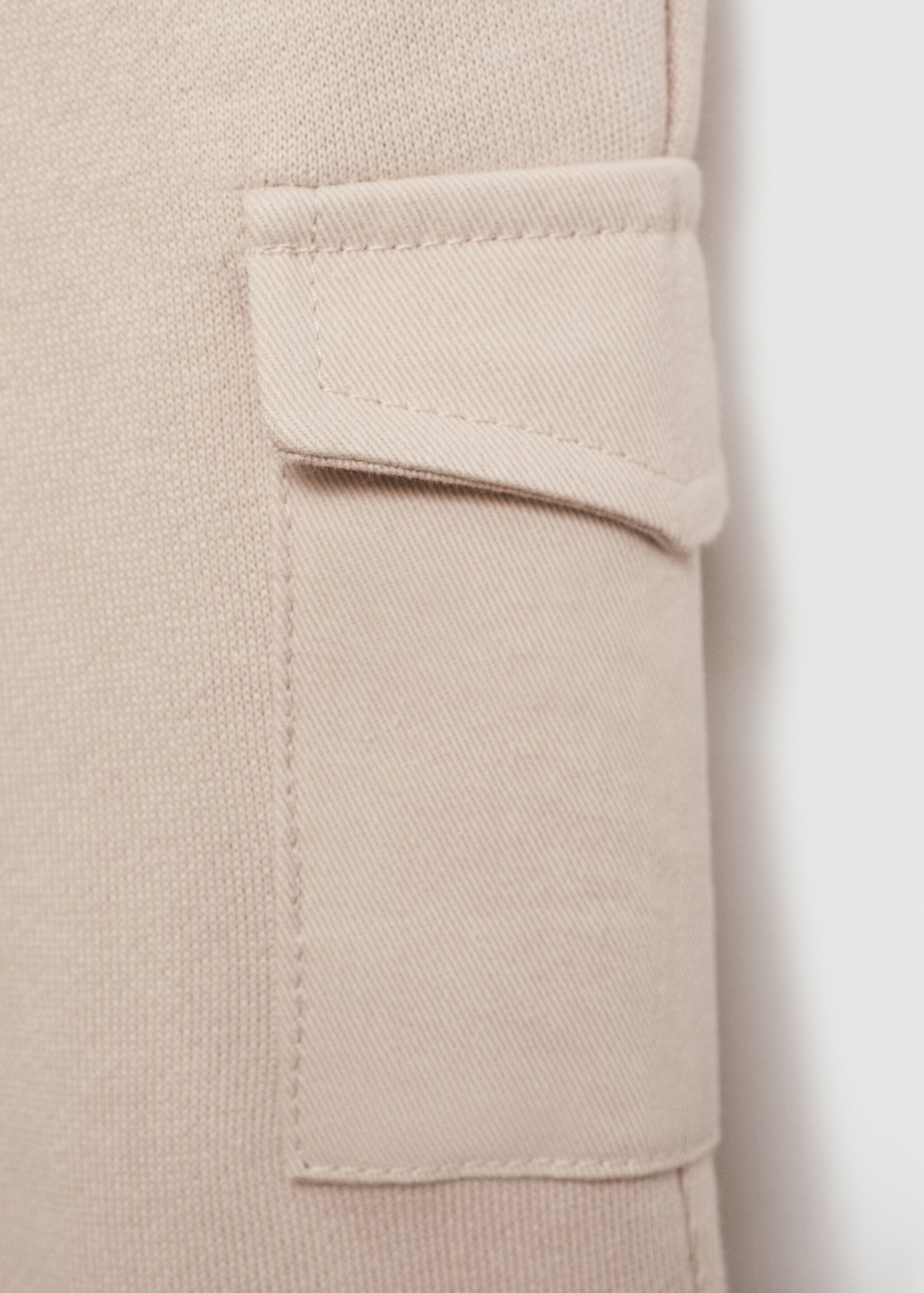 Cotton jogger cargo trousers - Details of the article 0, Sand. Ref: 77093285-00.