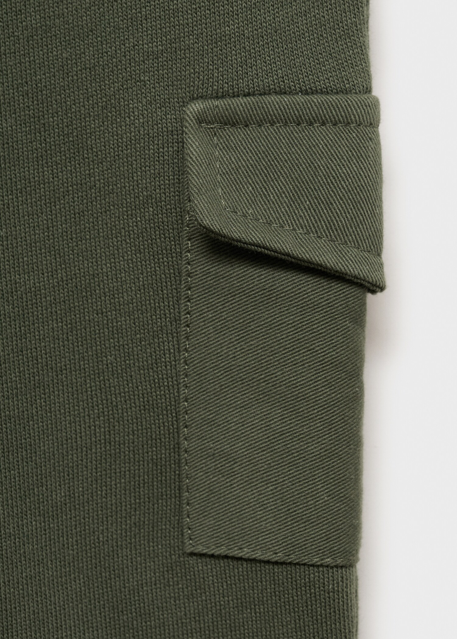 Cotton jogger cargo trousers - Details of the article 0