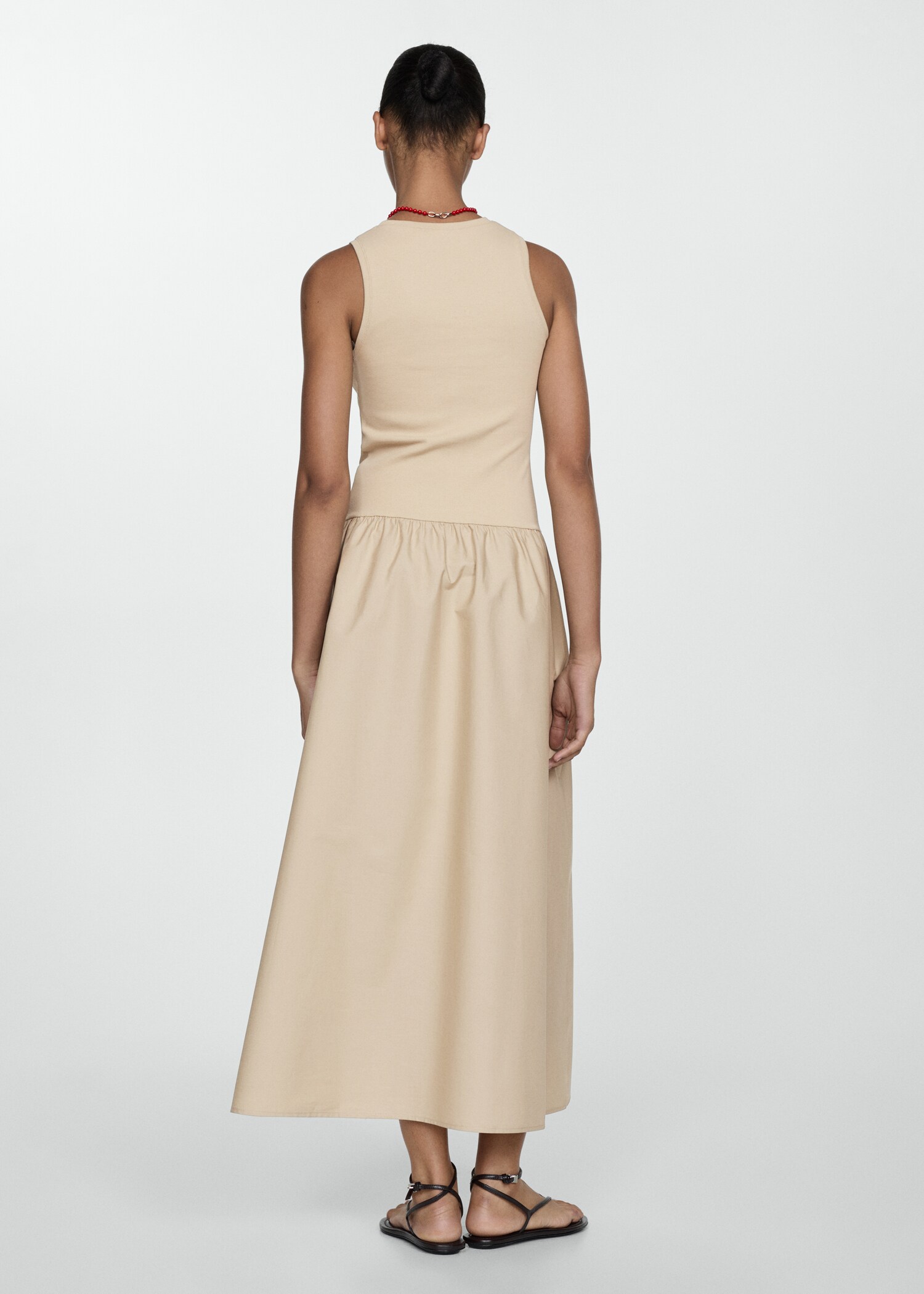Kombiniertes Kleid in A-Linie - Rückseite des Artikels
