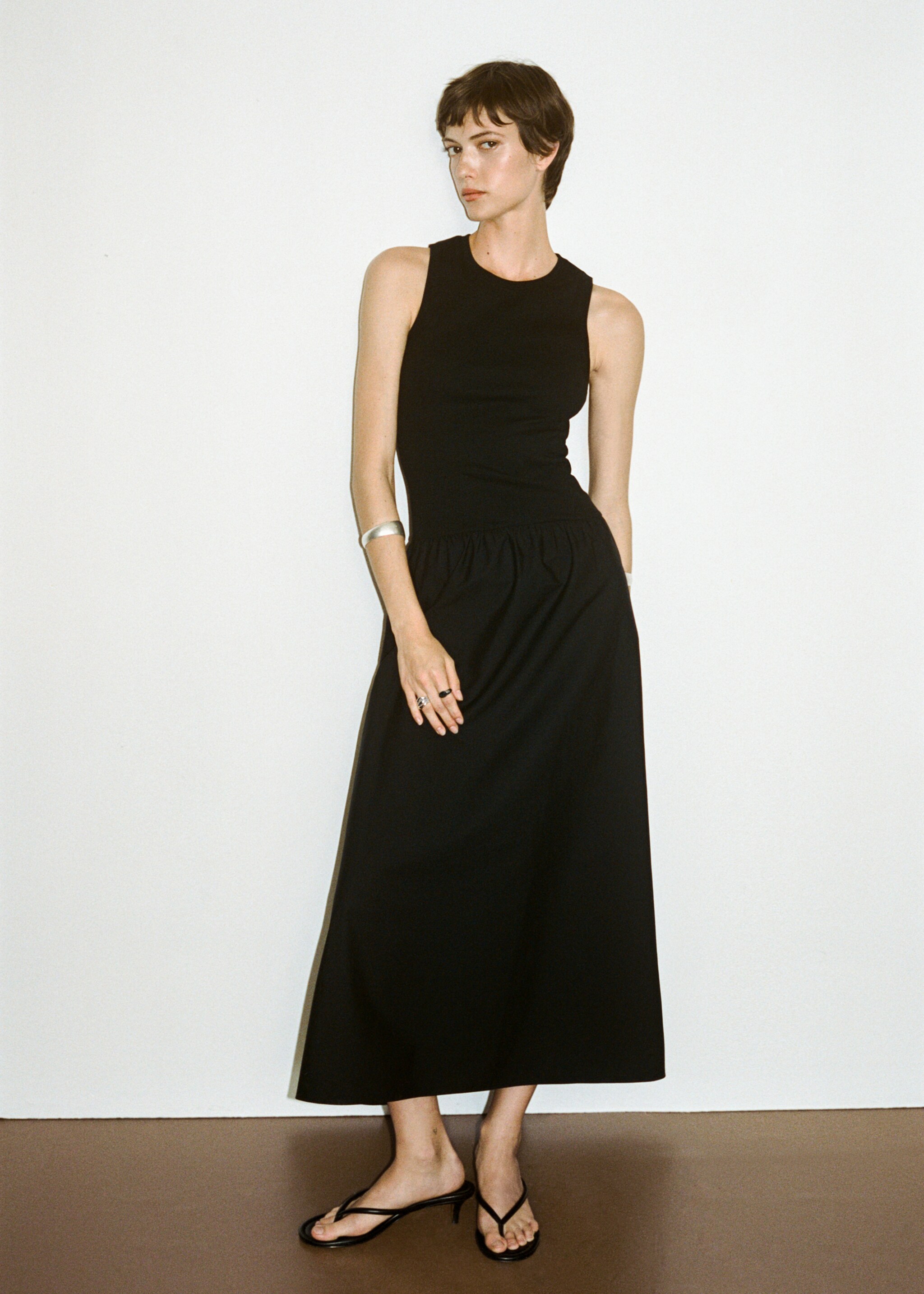 A-line dress - Details of the article 6, Black. Ref: 77093672-00.
