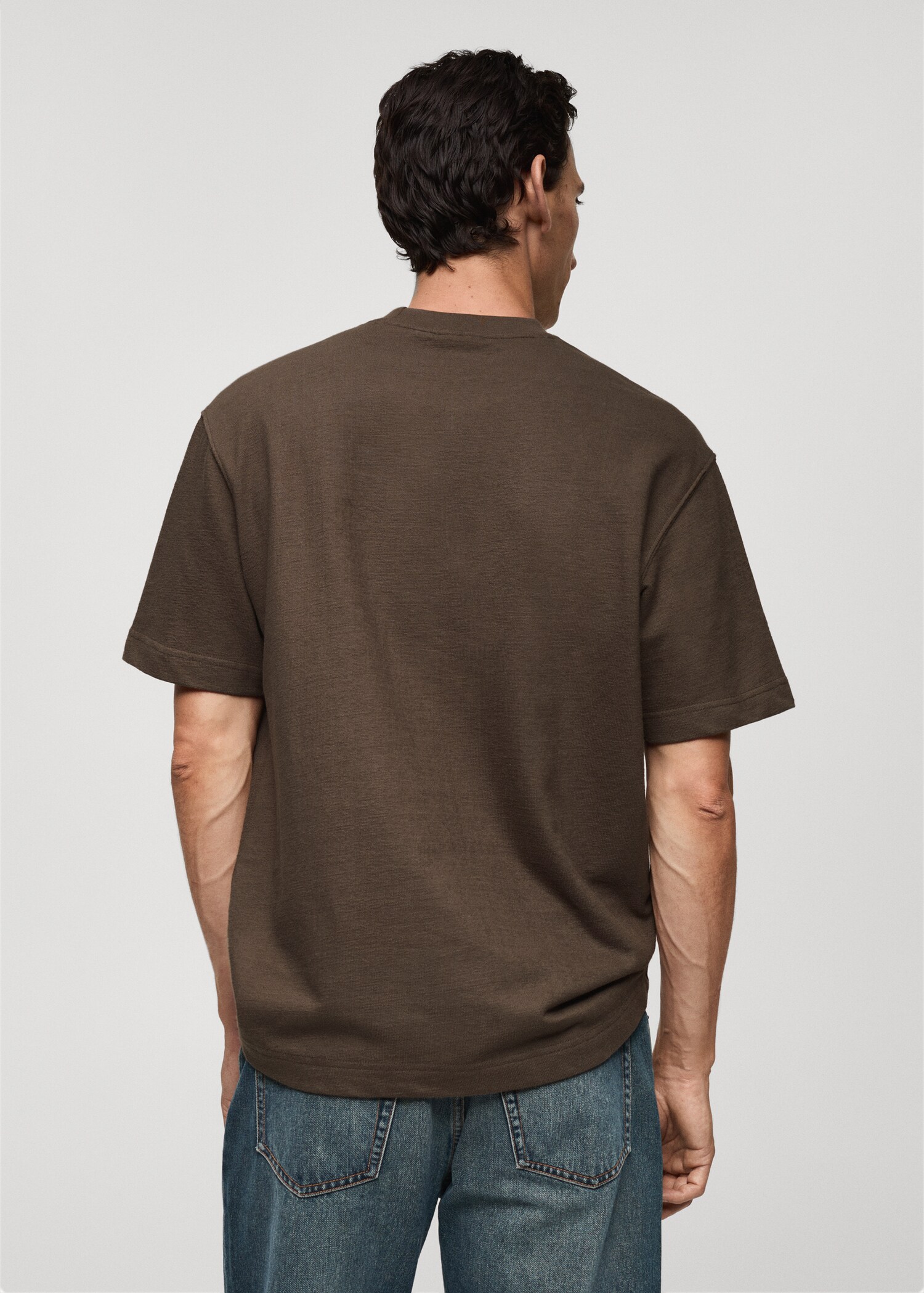 100% cotton relaxed-fit t-shirt - Reverse of the article