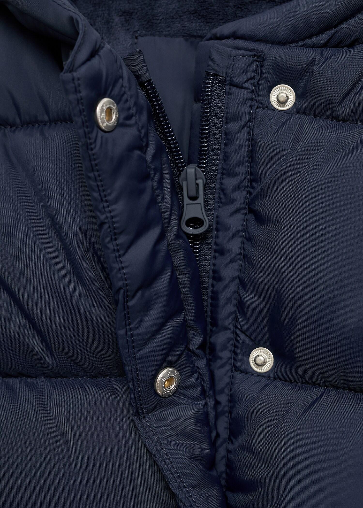 Hood quilted coat - Details of the article 8