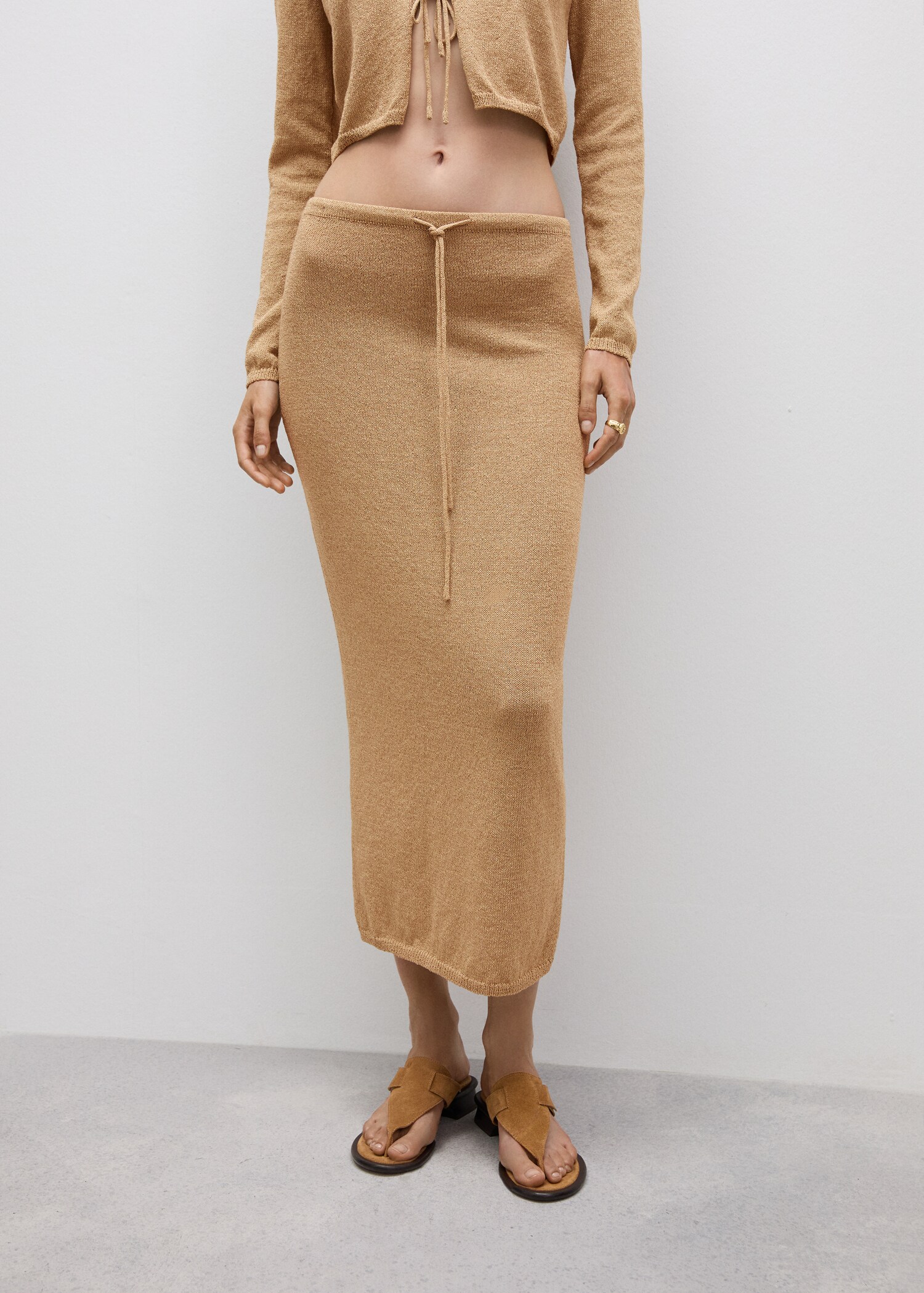 Long knitted skirt - Medium plane