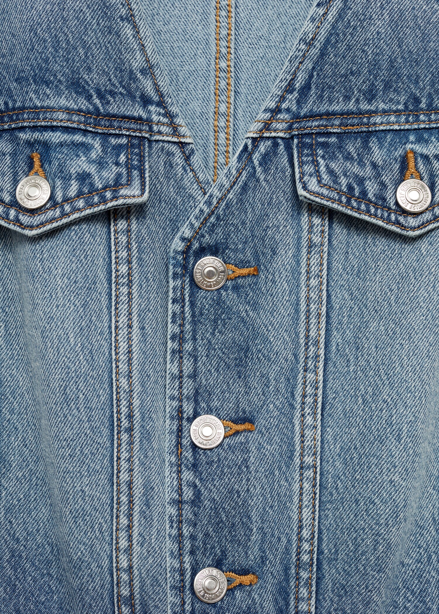 Combi-pantalon en jean - Détail de l'article 8