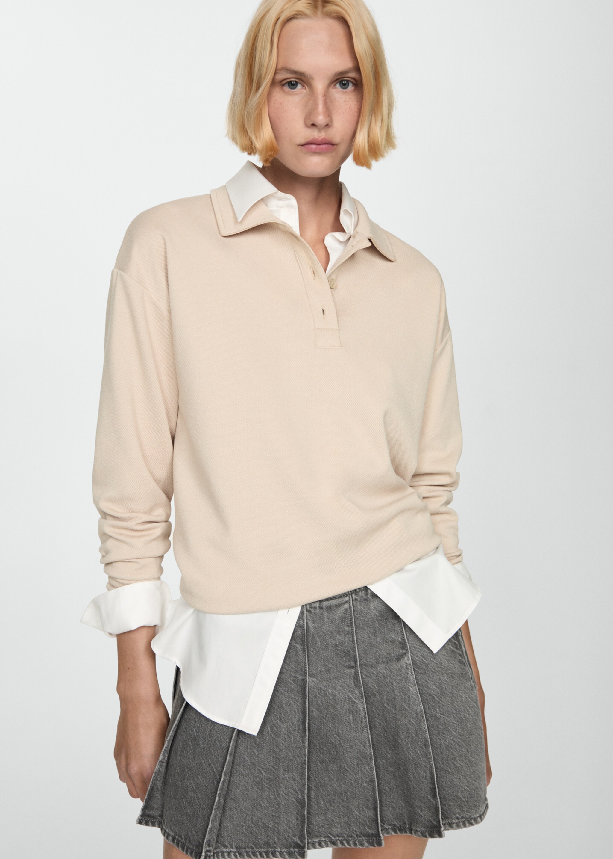 Denim minirok met plooien - Detail van het artikel 1, Grijs denim. Ref: 77094020-00.