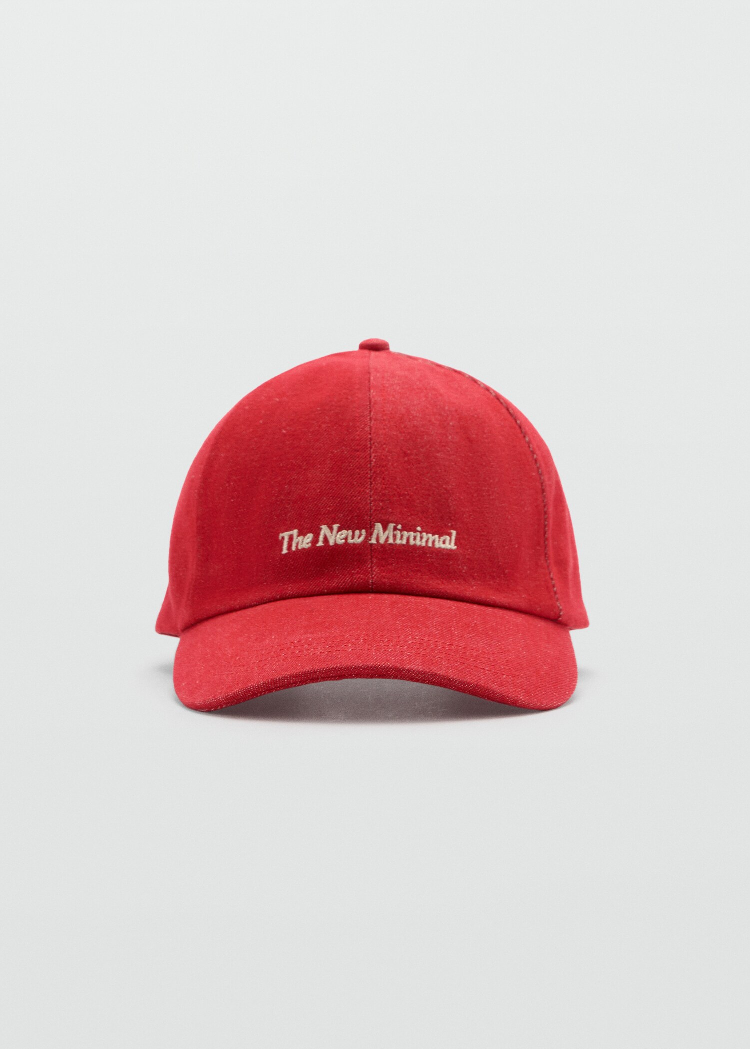 Gorra mensaje bordado - Plano medio