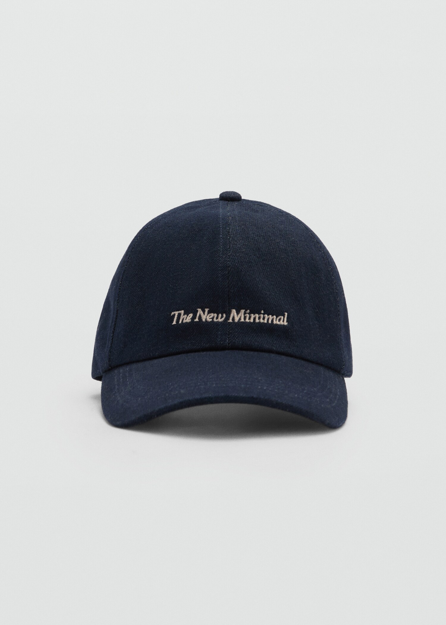 Gorra mensaje bordado - Plano medio