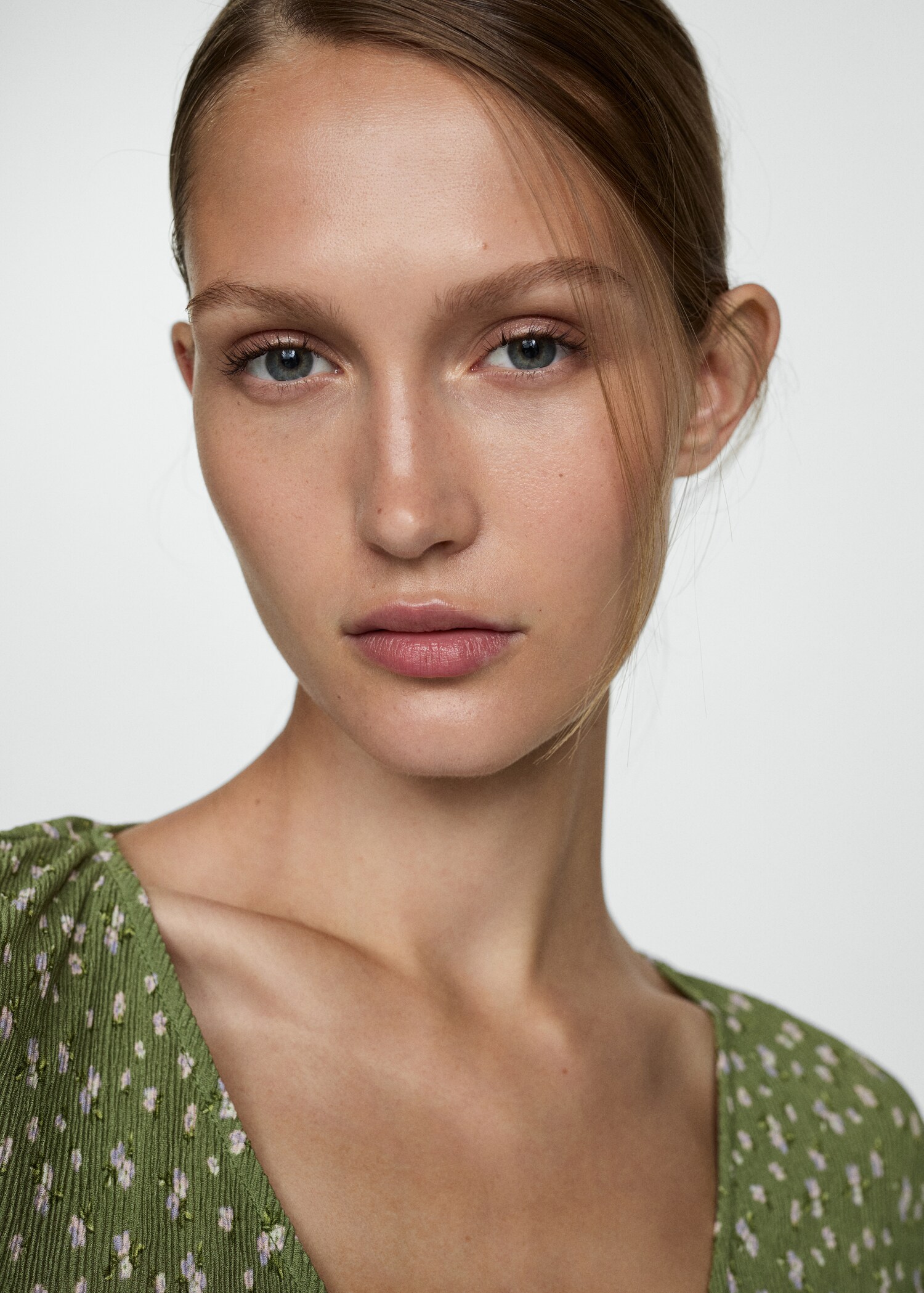 Ruffles printed blouse - Details of the article 1