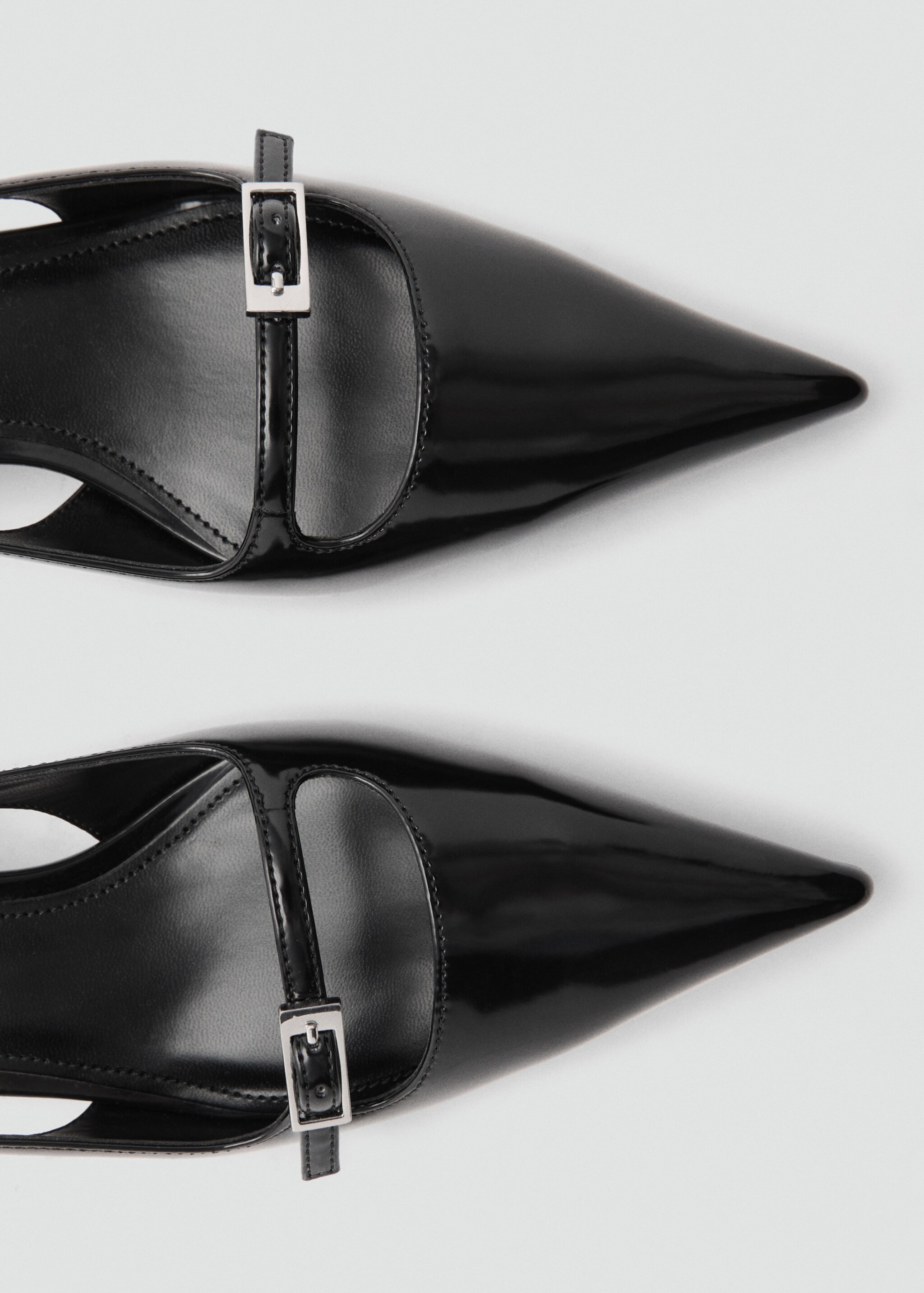 Slingback heeled shoes with buckle - Details of the article 2, Black. Ref: 77094032-00.