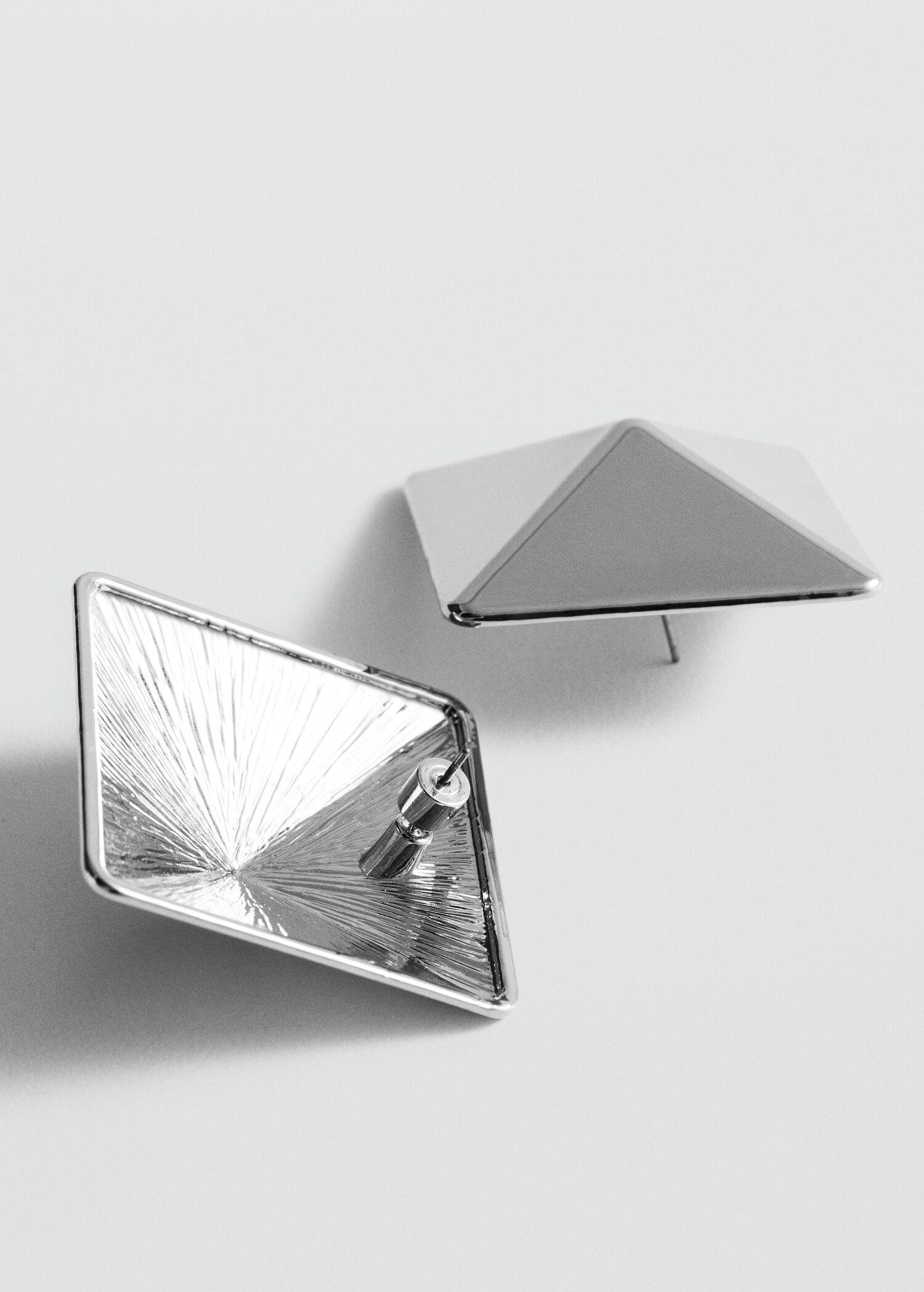 Maxi-pyramid earrings - Medium plane
