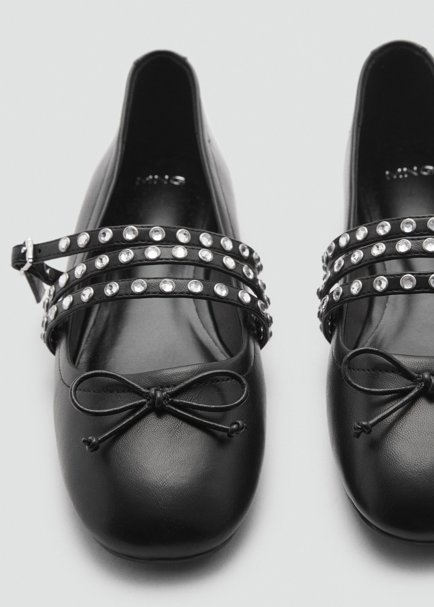 Studded ballet flats with straps - Details of the article 2