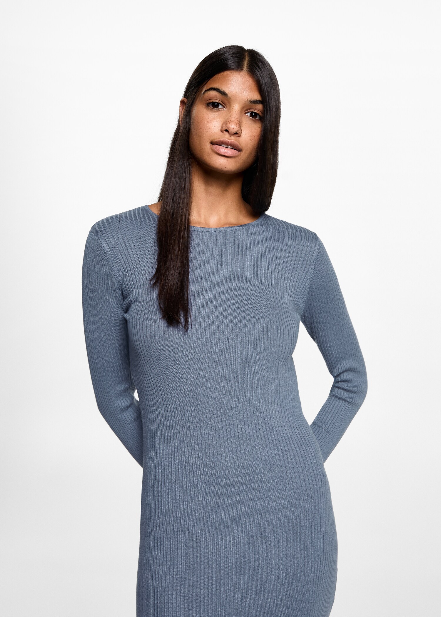Geripptes Midikleid - Mittlere Ansicht
