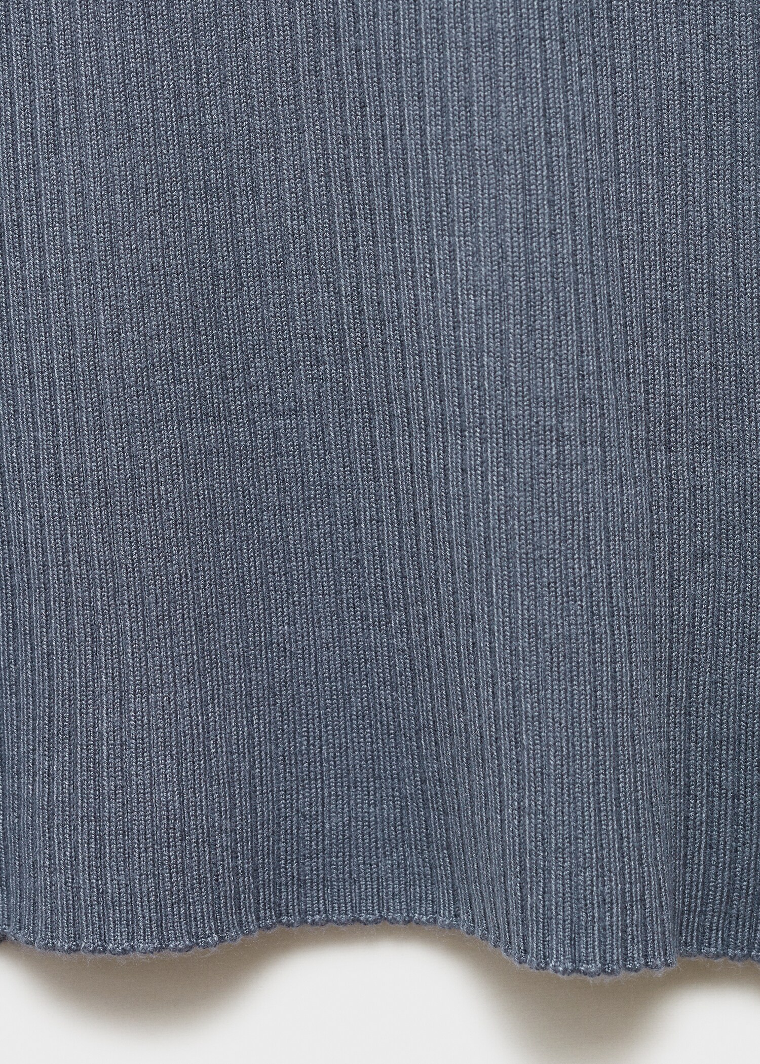 Geripptes Midikleid - Detail des Artikels 0