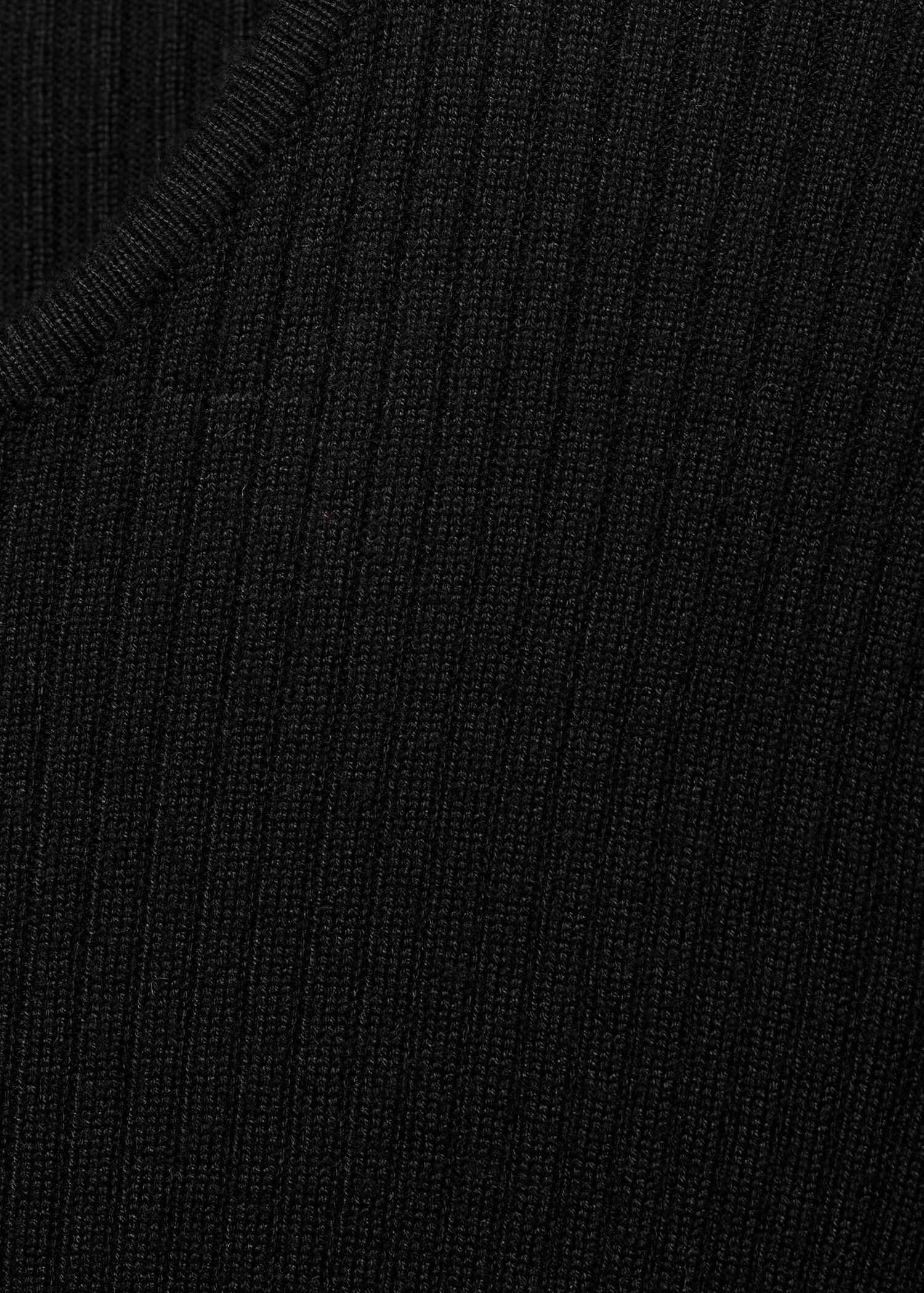 Geripptes Midikleid - Detail des Artikels 8