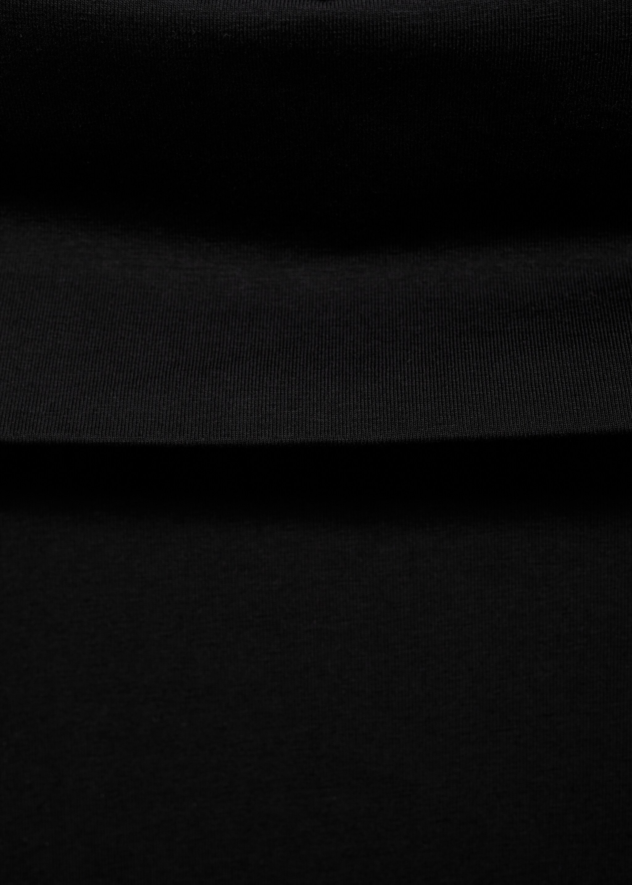 Off-shoulder T-shirt - Details of the article 0, Black. Ref: 77094040-00.