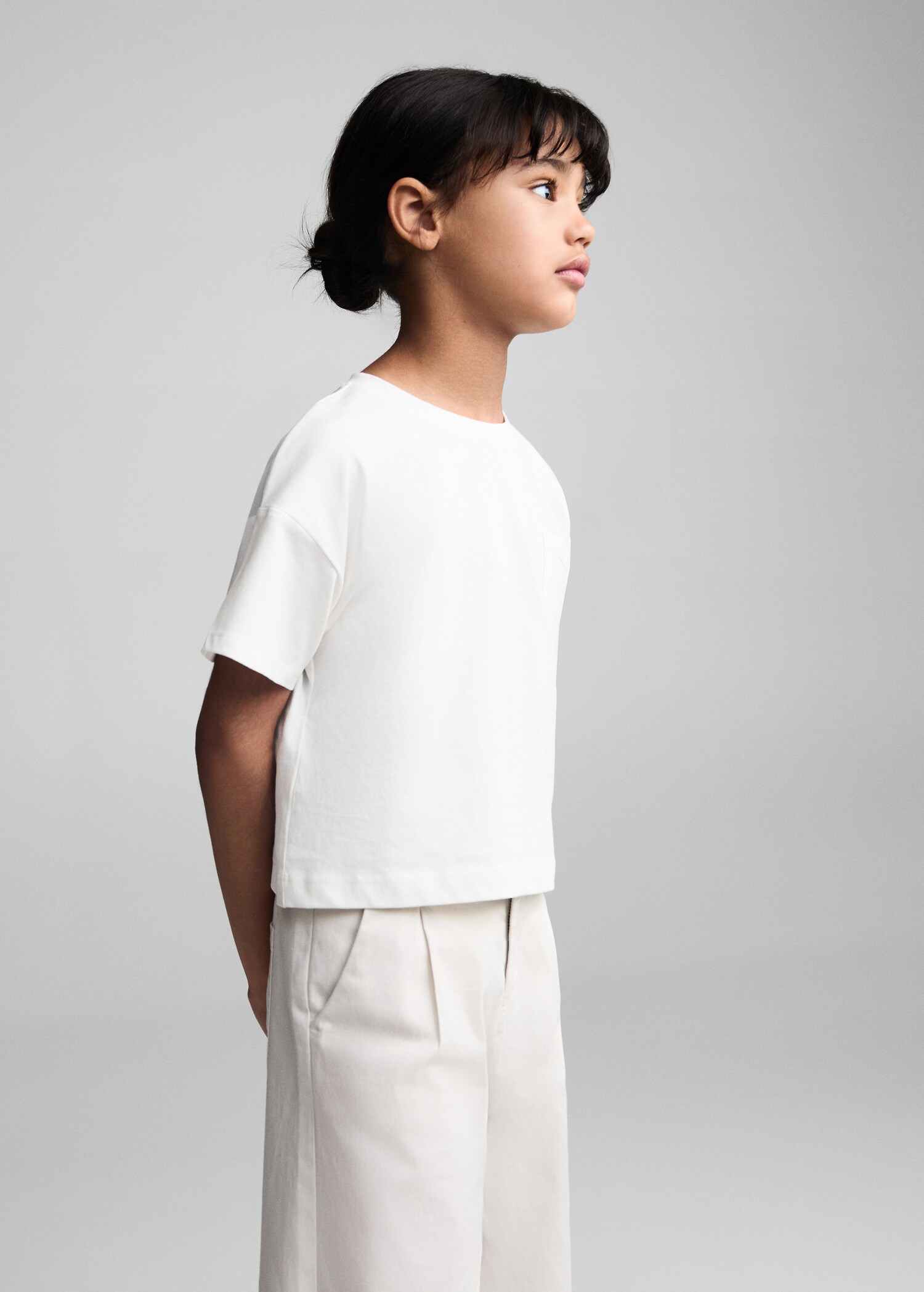 T-shirt coton poche - Plan moyen