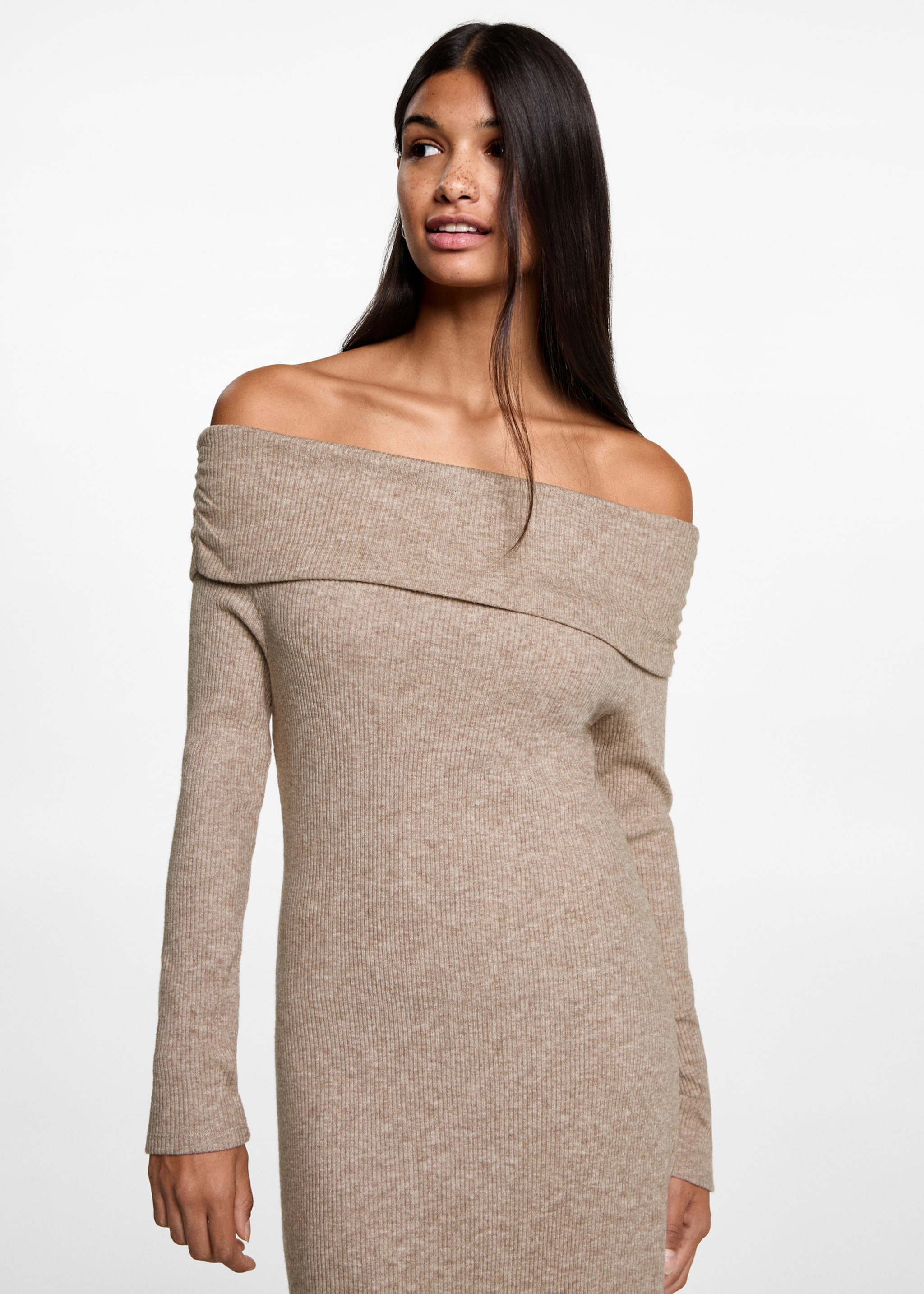 Off-the-shoulder midi-dress - Medium plane, Sand. Ref: 77094053-00.