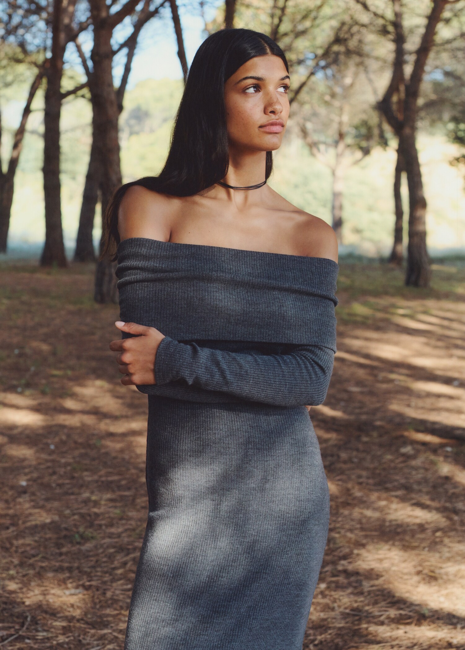 Off-the-shoulder midi-dress - Details of the article 5