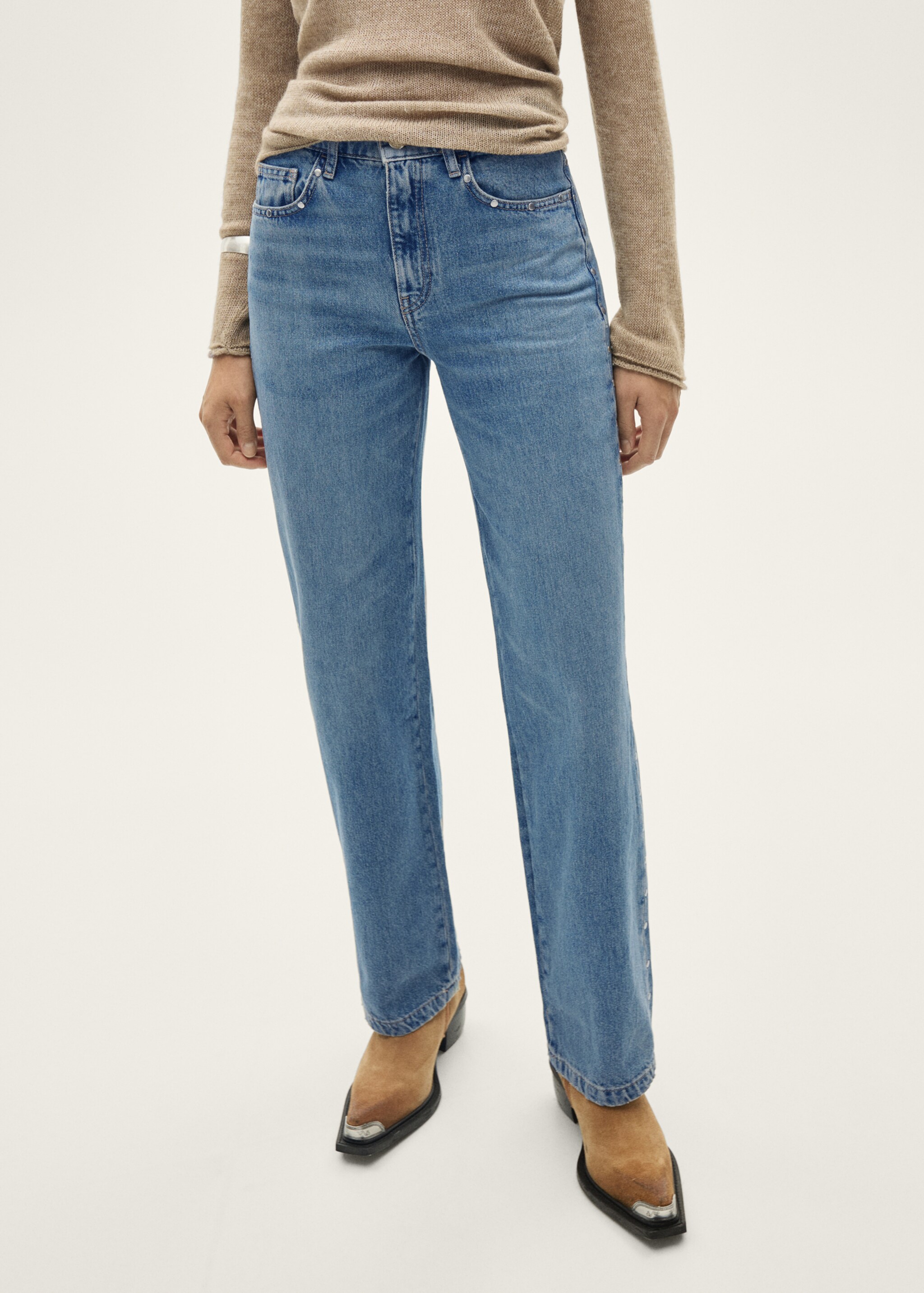Straight-fit jeans with studs - Medium plane, Medium Blue. Ref: 77094072-00.