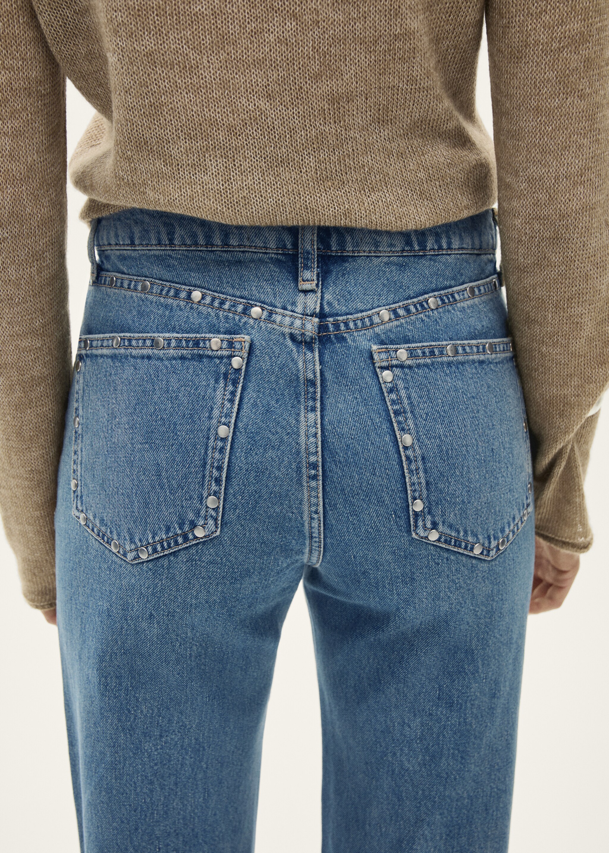 Straight-fit jeans with studs - Details of the article 6, Medium Blue. Ref: 77094072-00.
