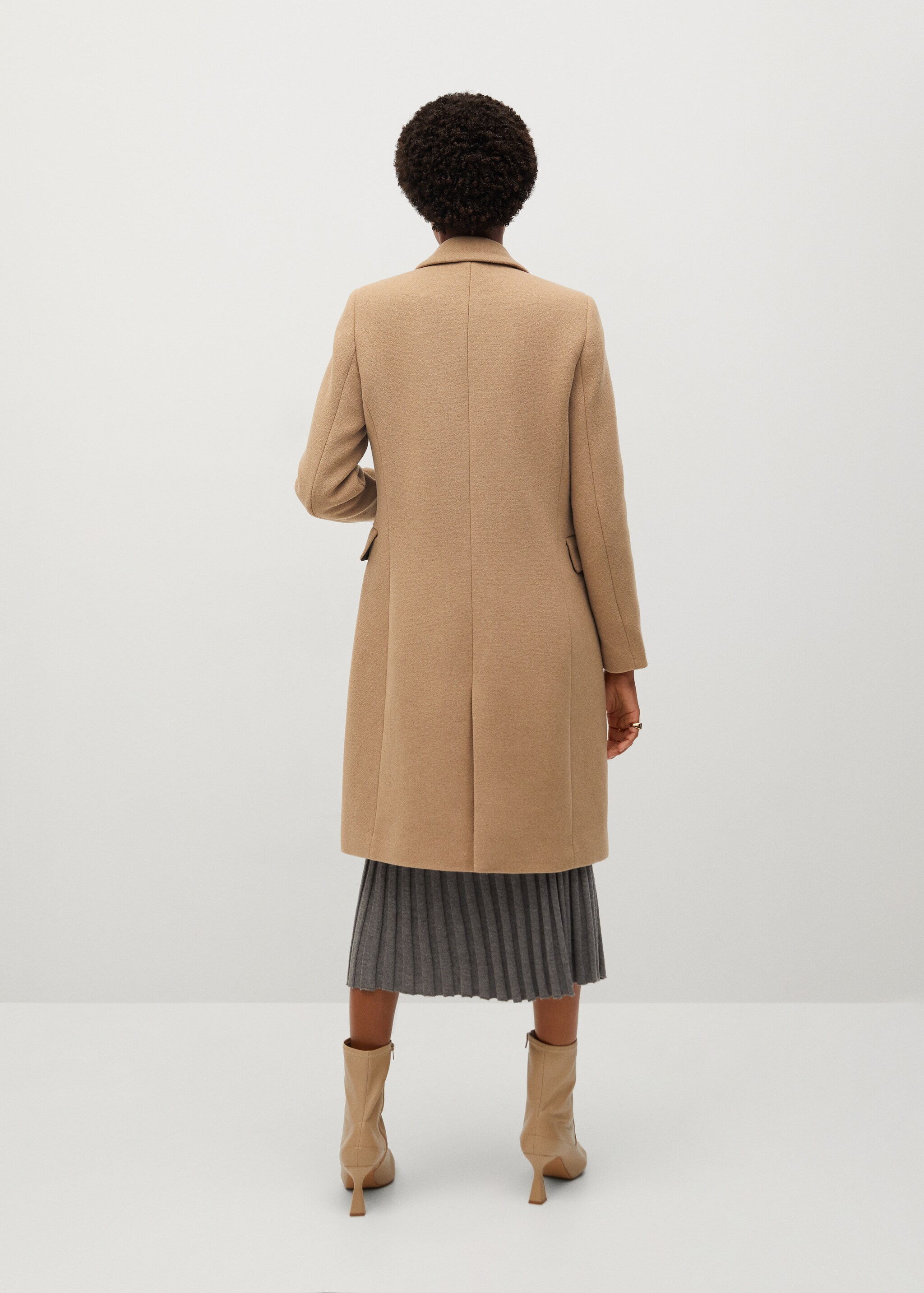 Double-breasted wool coat - Reverse of the article
