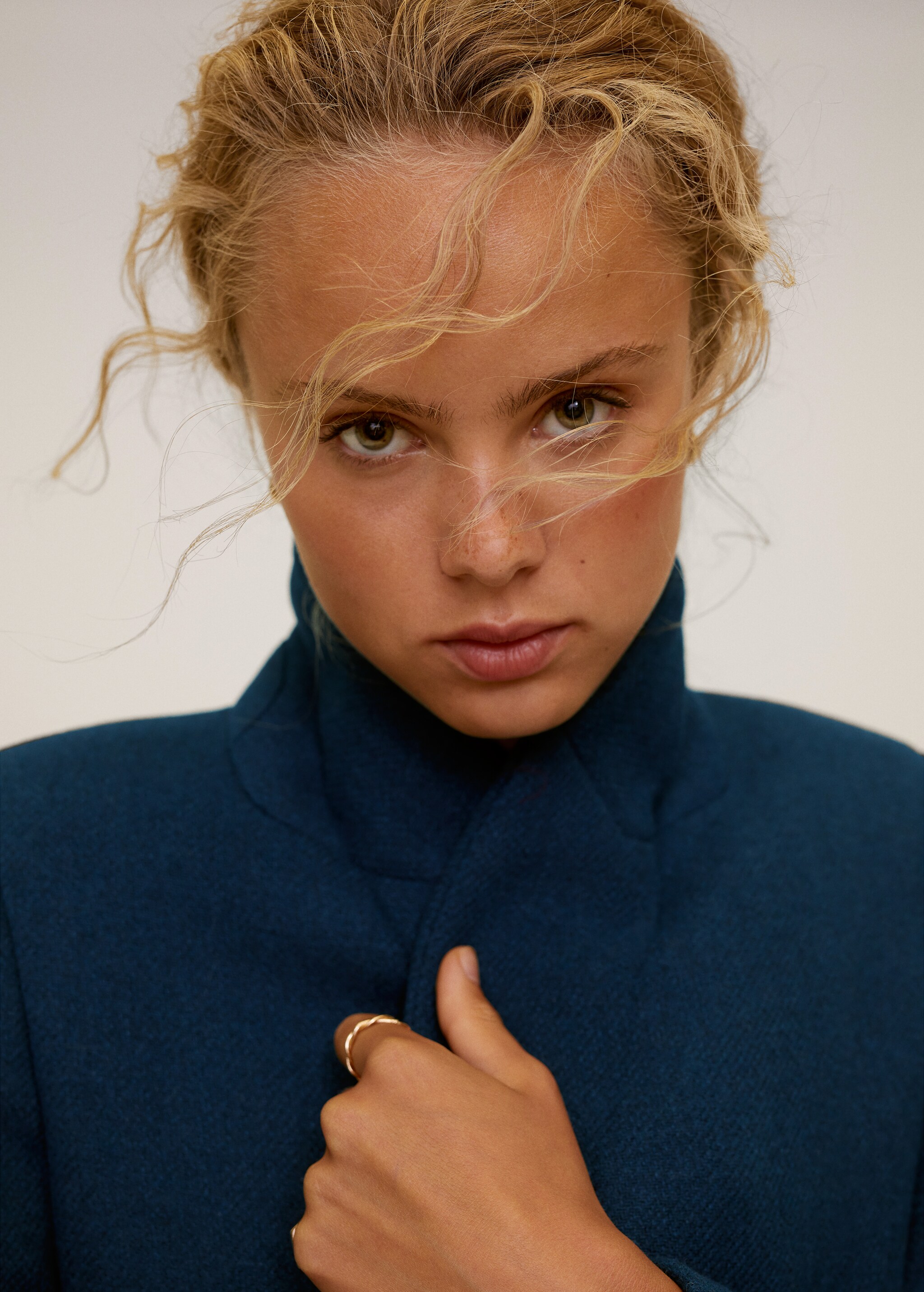 Double-breasted wool coat - Details of the article 1