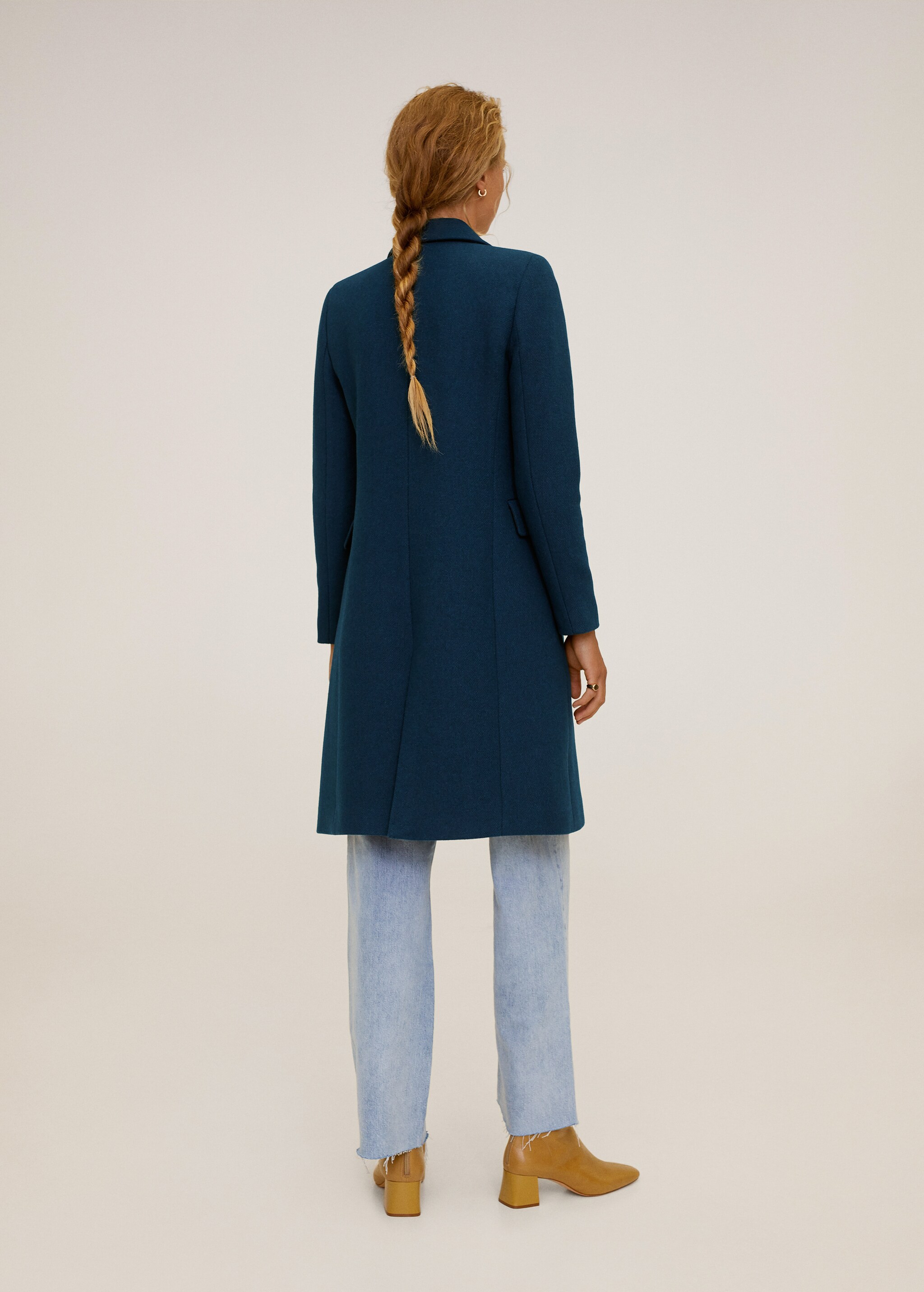 Double-breasted wool coat - Reverse of the article