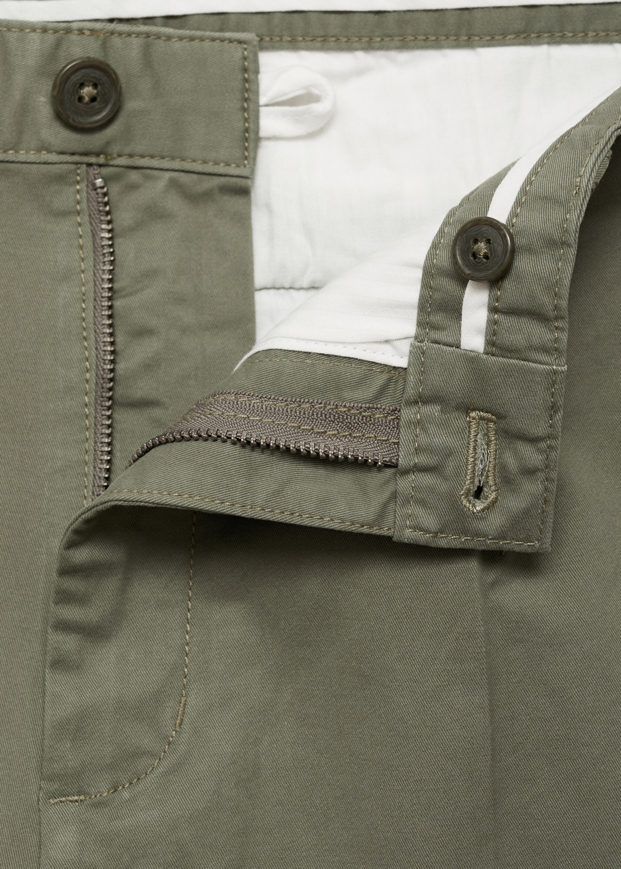 Pantaloni regular fit cotone pinces - Dettaglio dell'articolo 8, Sabbia. Ref: 77094432-00.