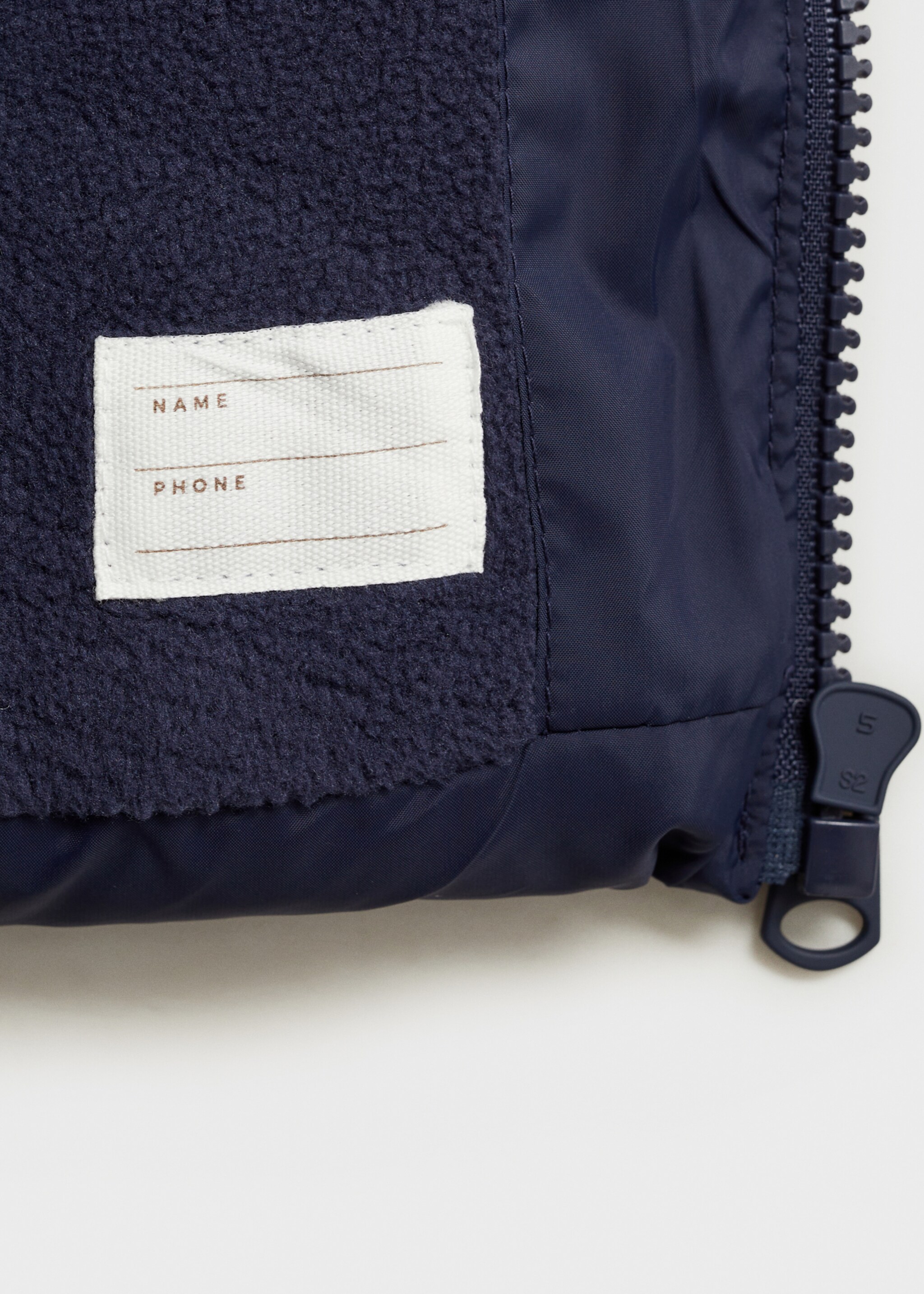 Hood quilted coat - Details of the article 8, Dark Navy. Ref: 77094435-00.