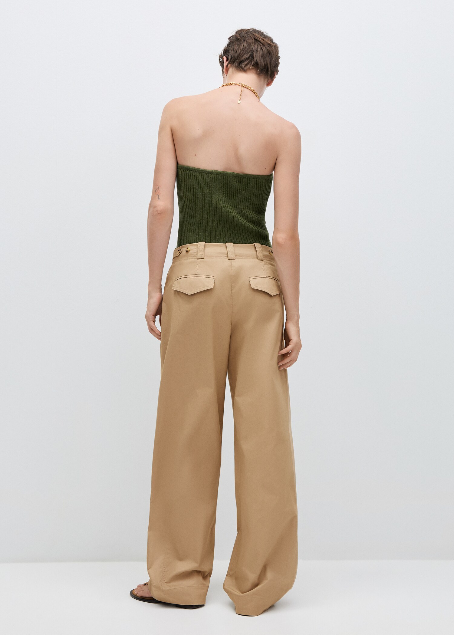 Wideleg pleated trousers - Reverse of the article