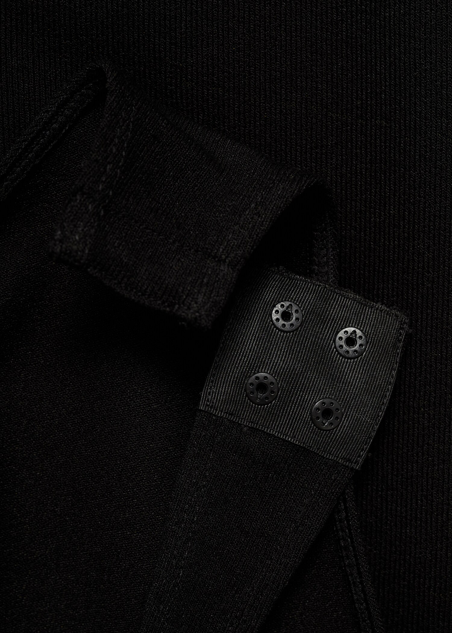 V-neck bodysuit with buttons - Details of the article 0