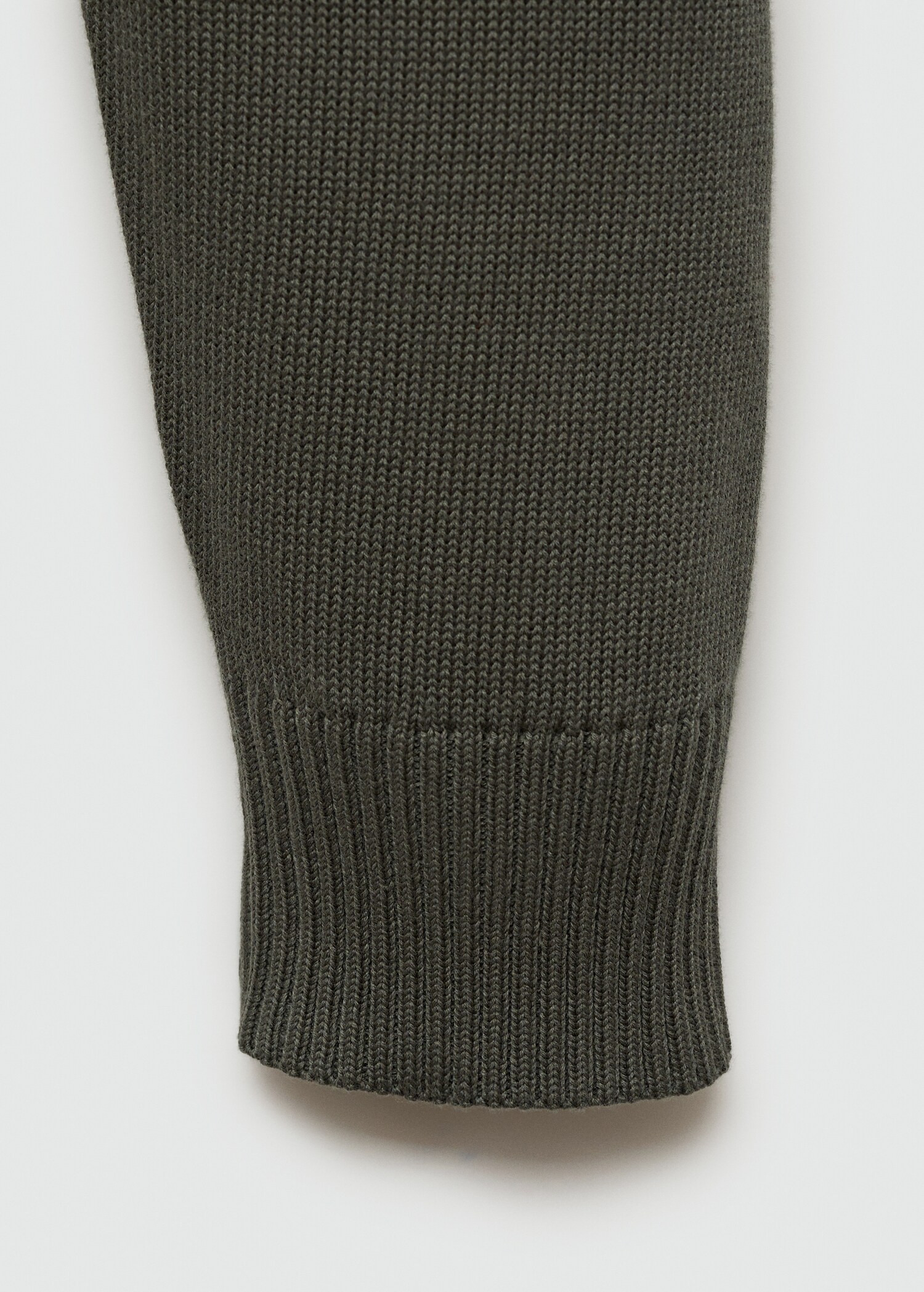 Langärmliger Strickpullover aus Baumwolle mit Polo-Kragen - Detail des Artikels 0