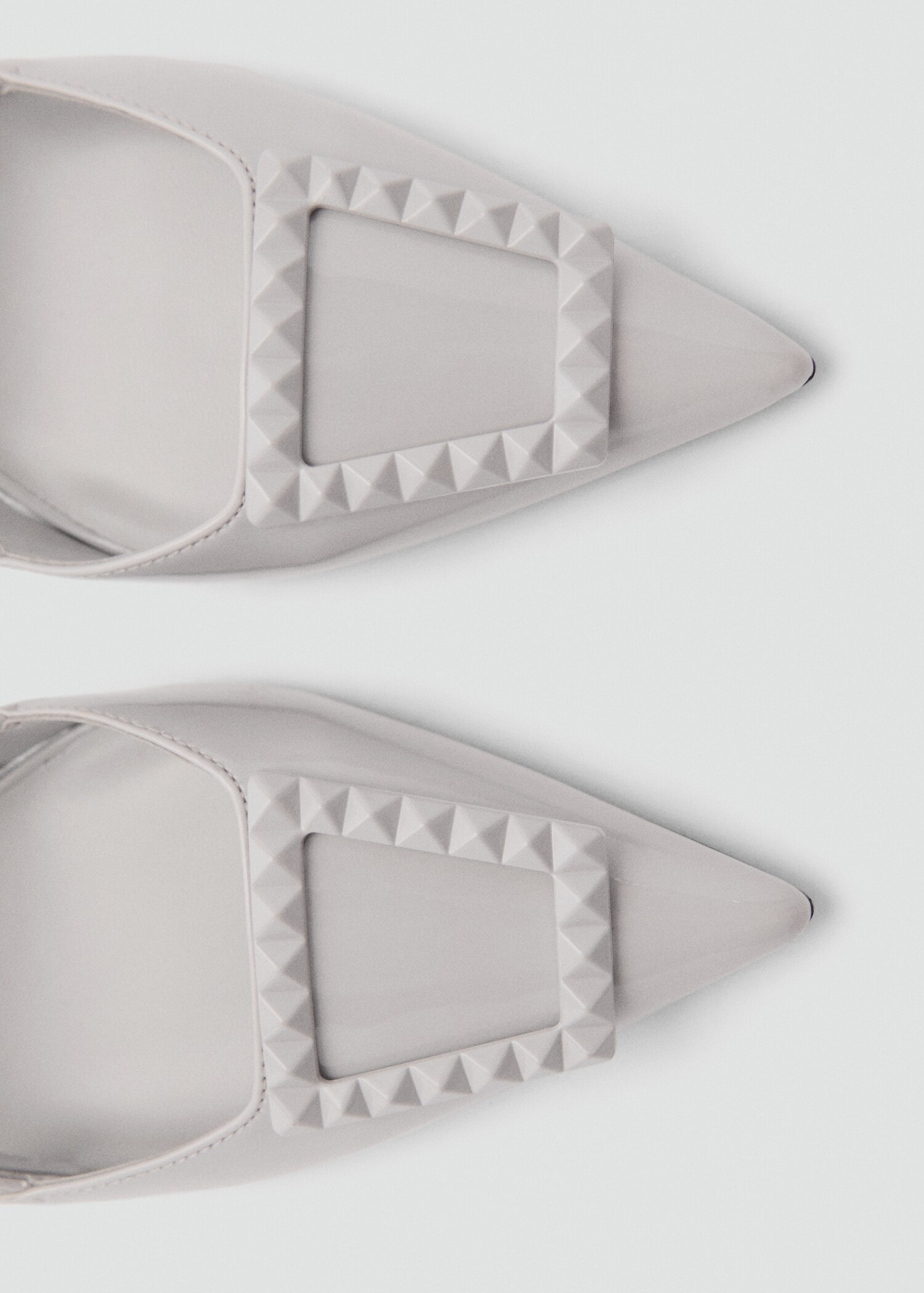 Chaussures vernies talon ouvertes à l’arrière - Détail de l'article 2