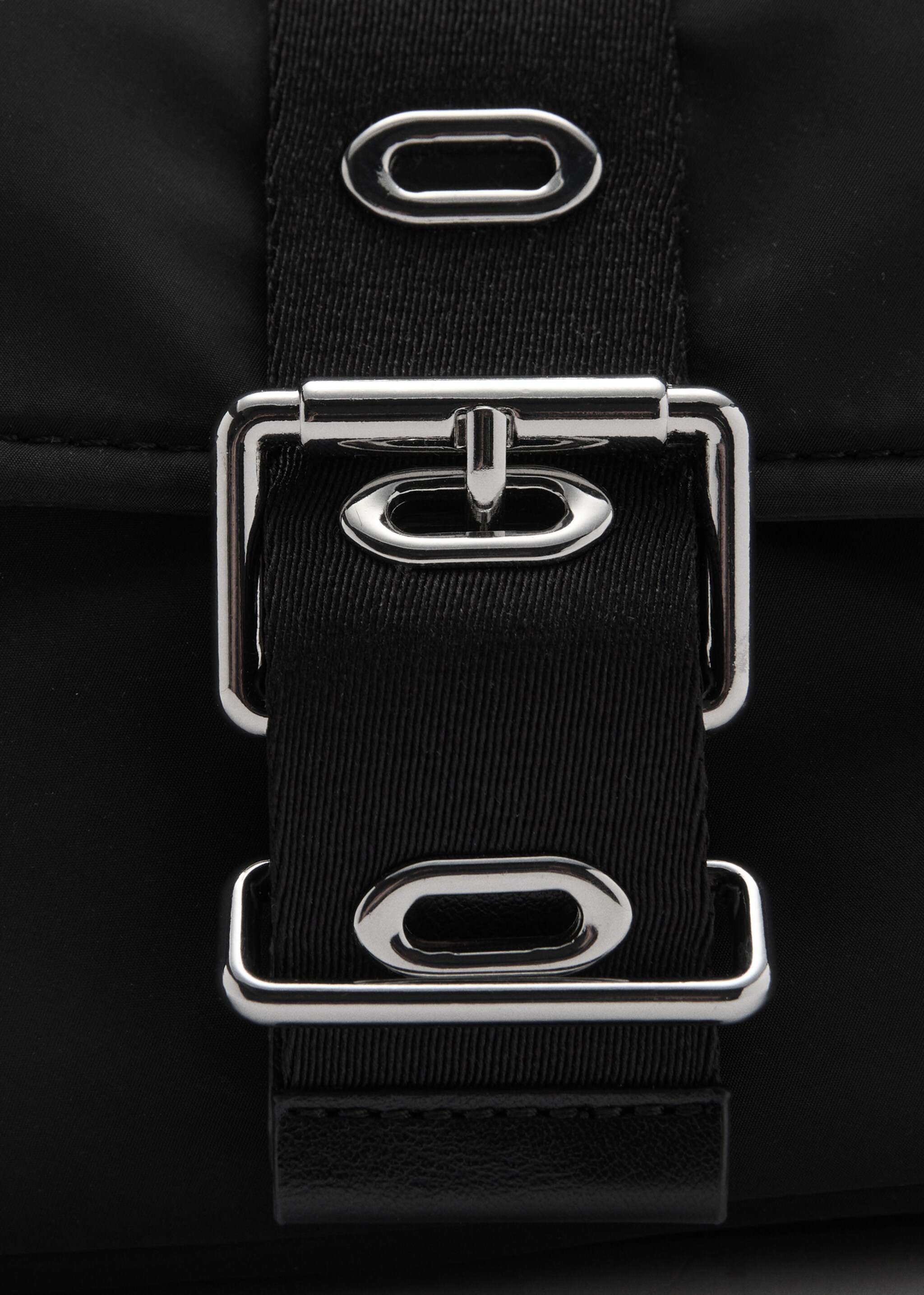 Shoulder bag with buckle - Details of the article 1, Black. Ref: 77094450-00.