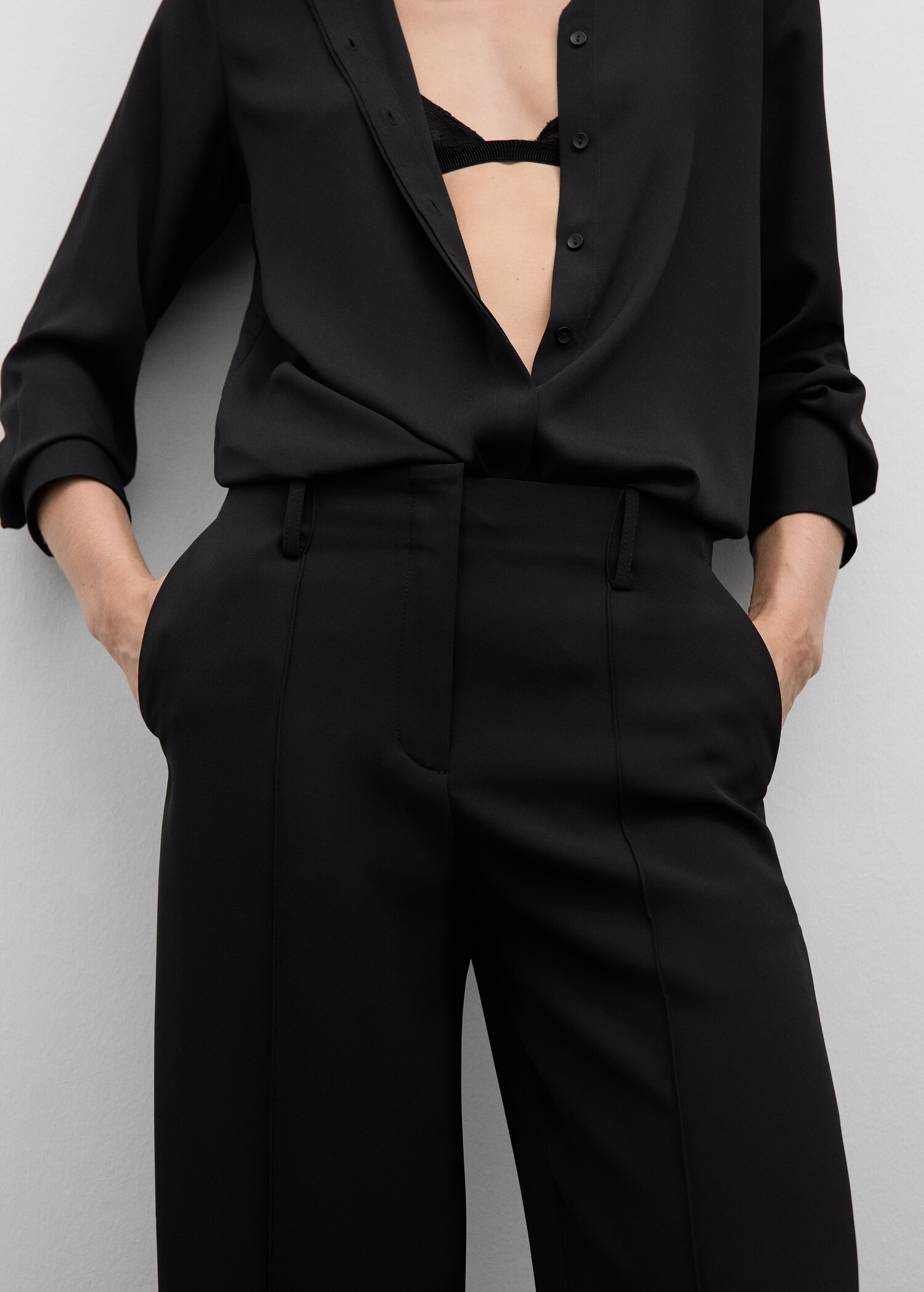 Straight-fit pleated trousers - Details of the article 6