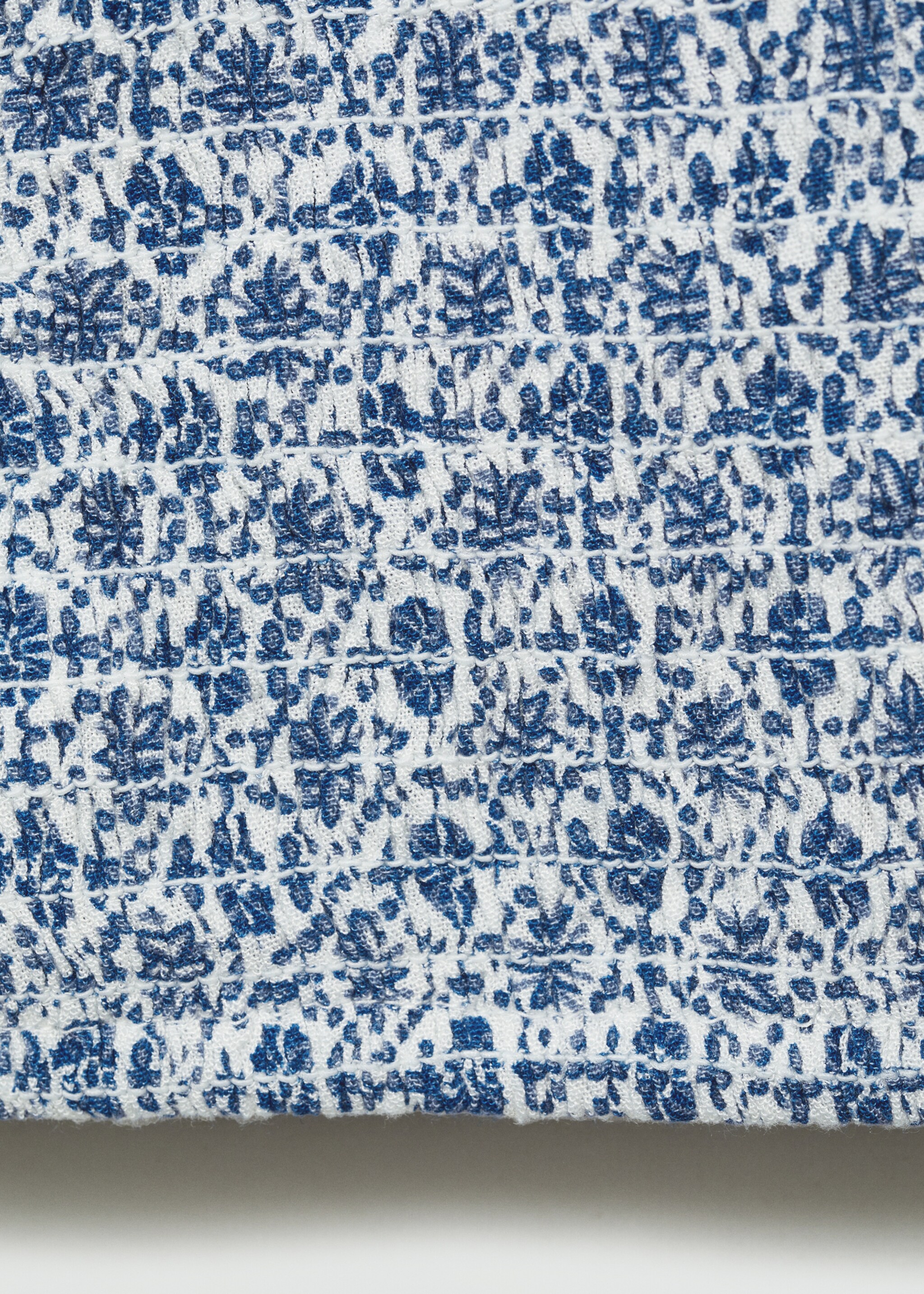 Brusa estampada volants - Detall de l'article 0, Blanc trencat. Ref: 77094783-00.